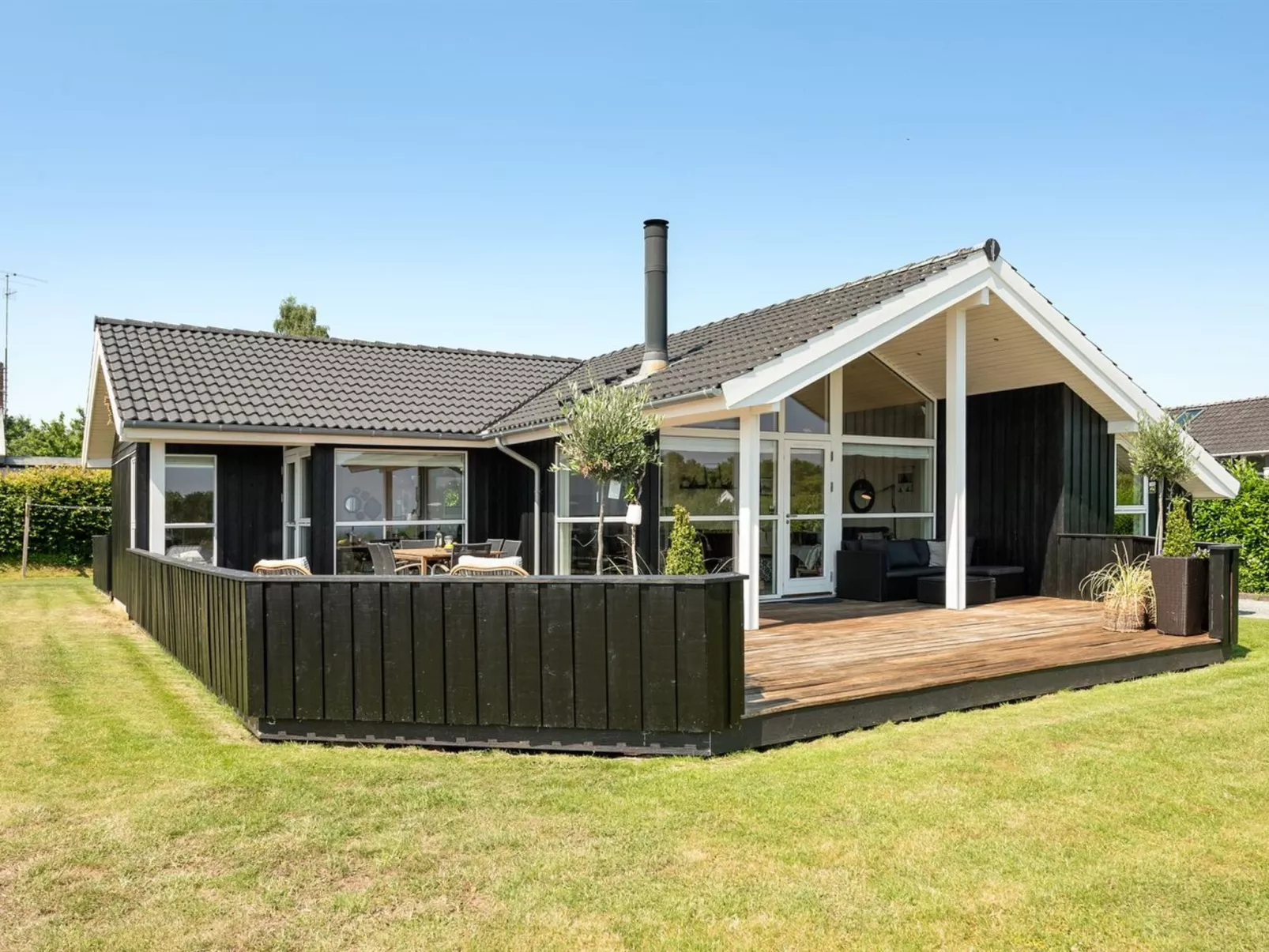 "Fridtjof" - 100m from the sea-Buiten