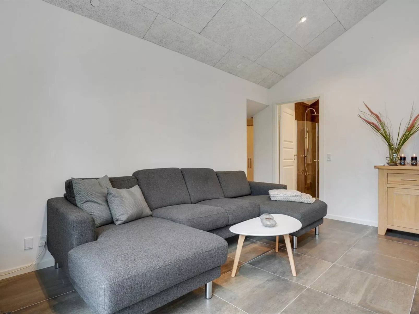 "Sunja" - 450m from the sea-Binnen