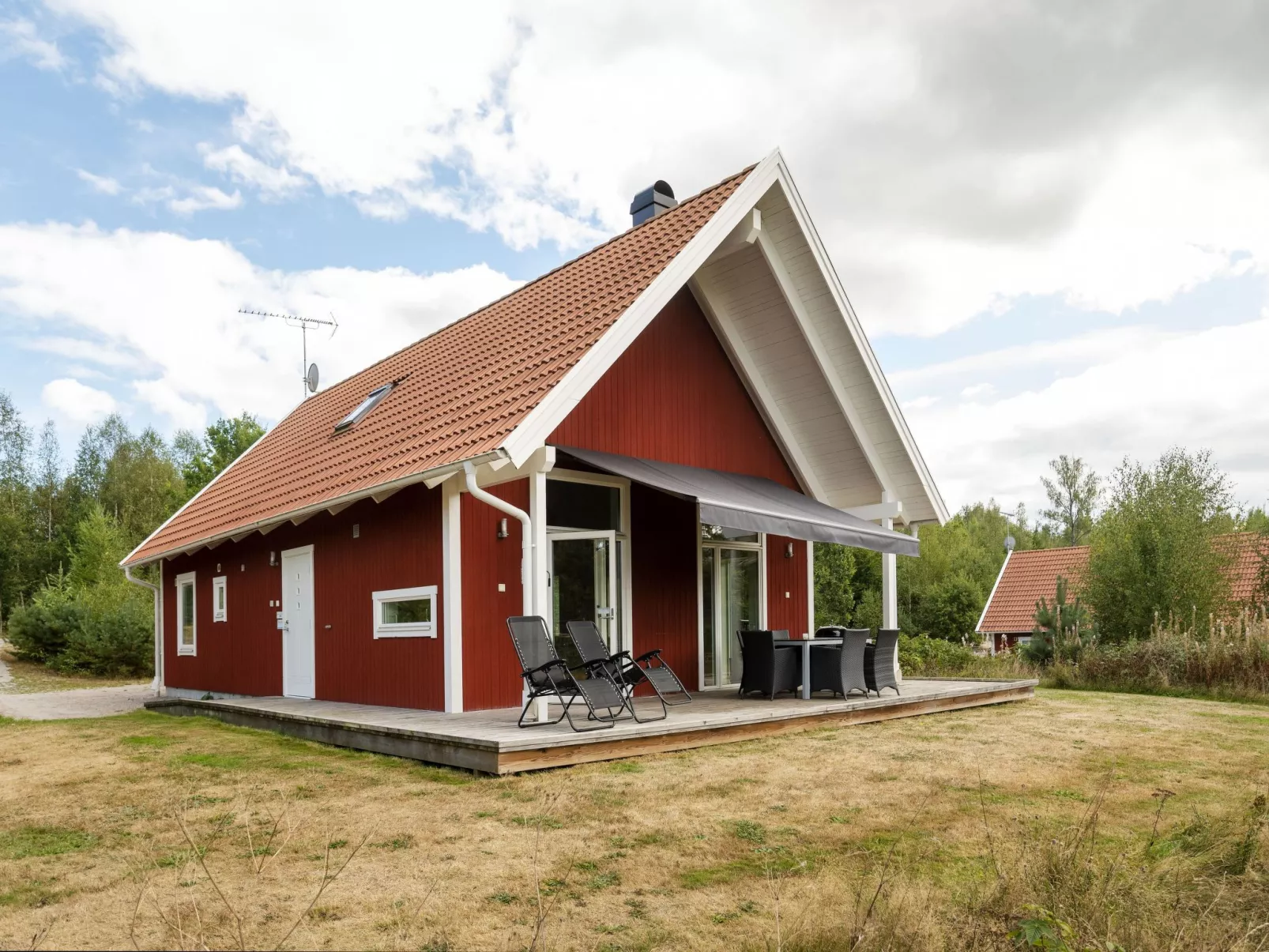 Skogstorp-Buiten