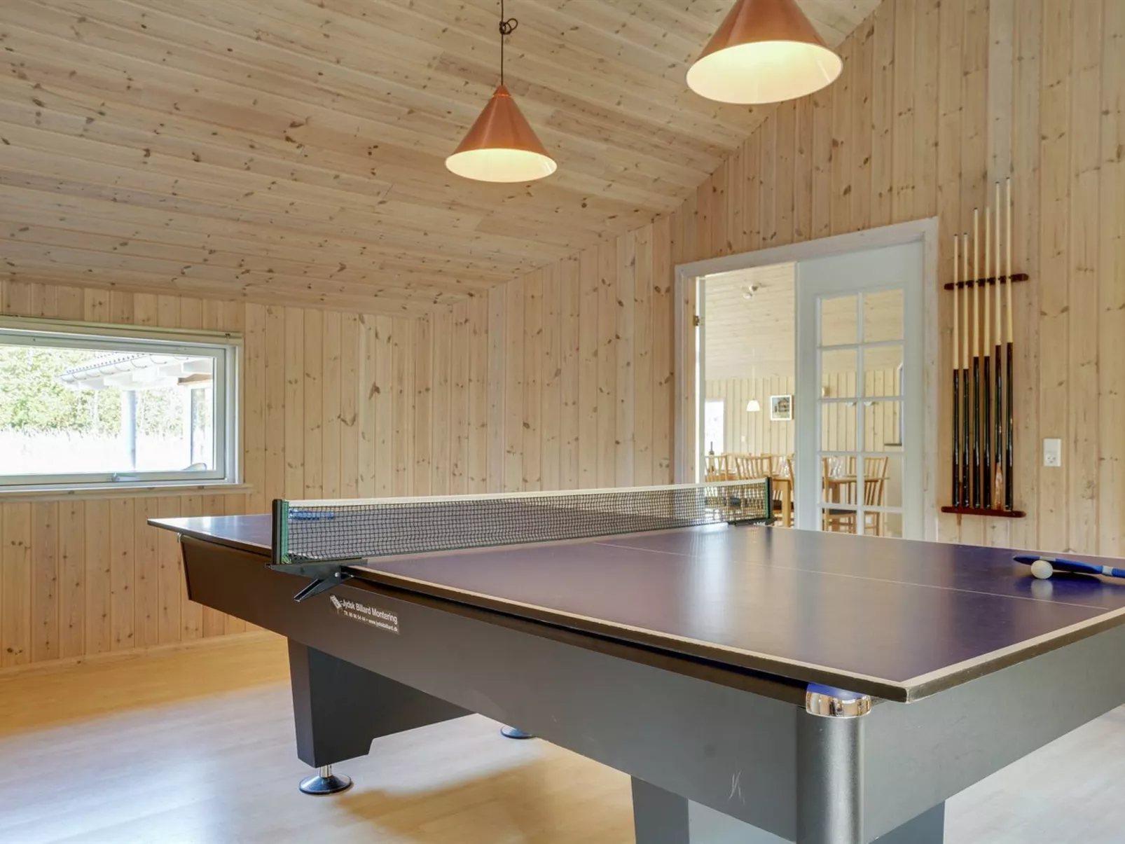 "Vilvi" - 500m from the sea-Binnen