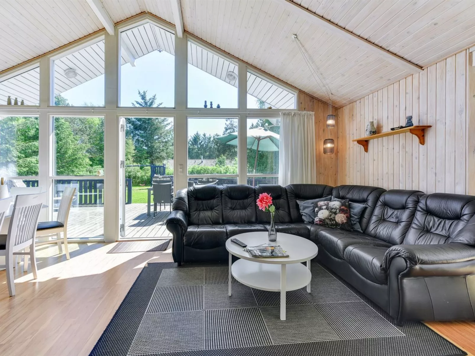 "Gustina" - 1.2km from the sea-Binnen