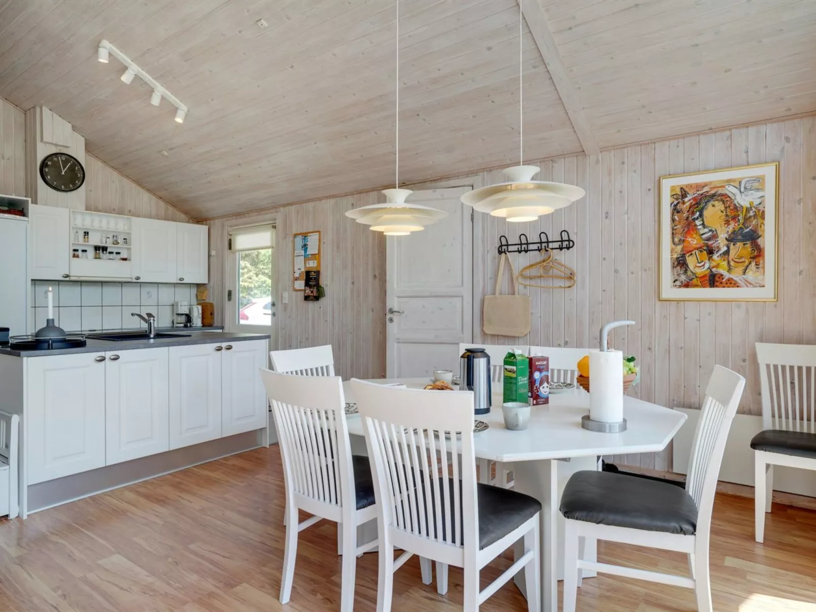 "Gustina" - 1.2km from the sea-Binnen