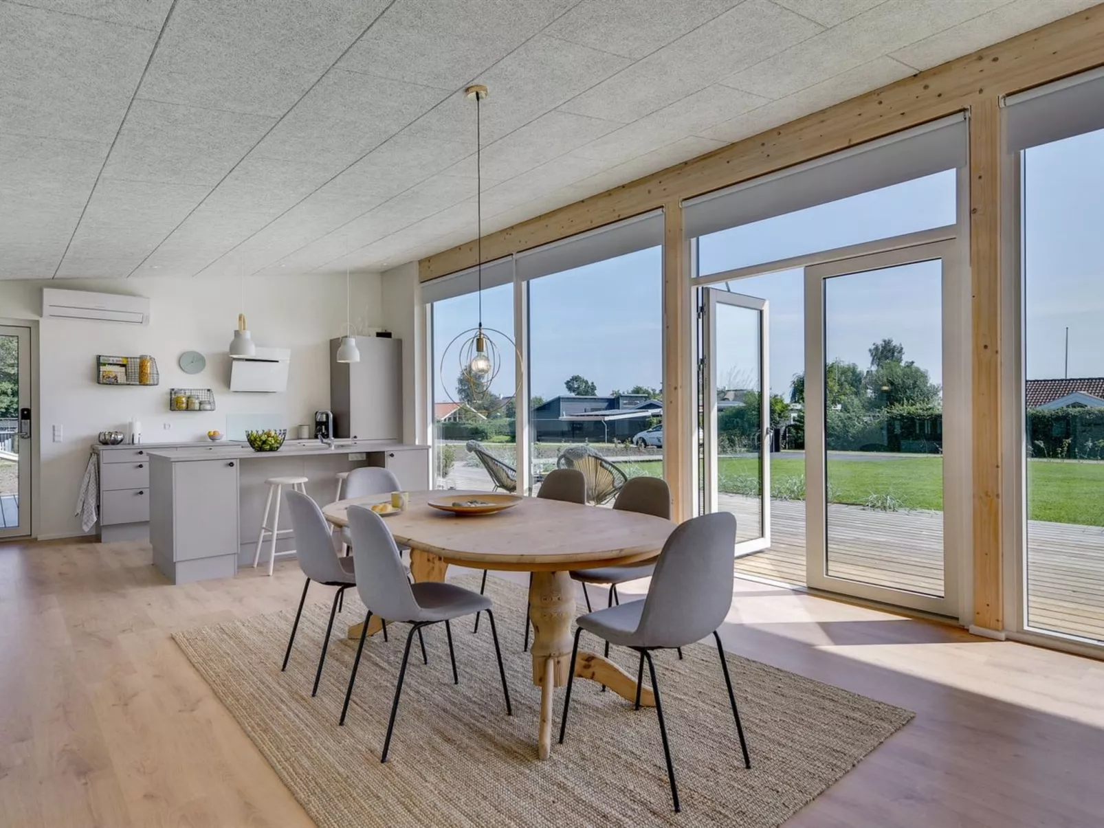 "Sebbi" - 90m from the sea-Binnen