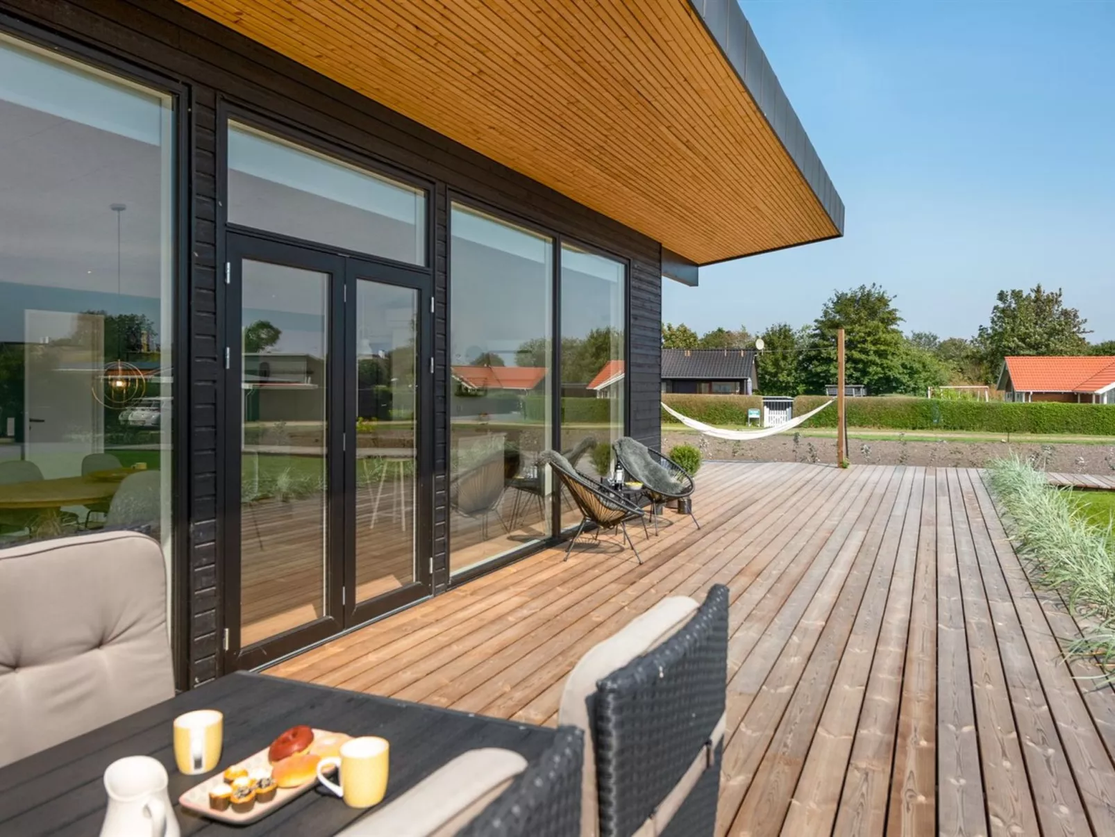 "Sebbi" - 90m from the sea-Buiten