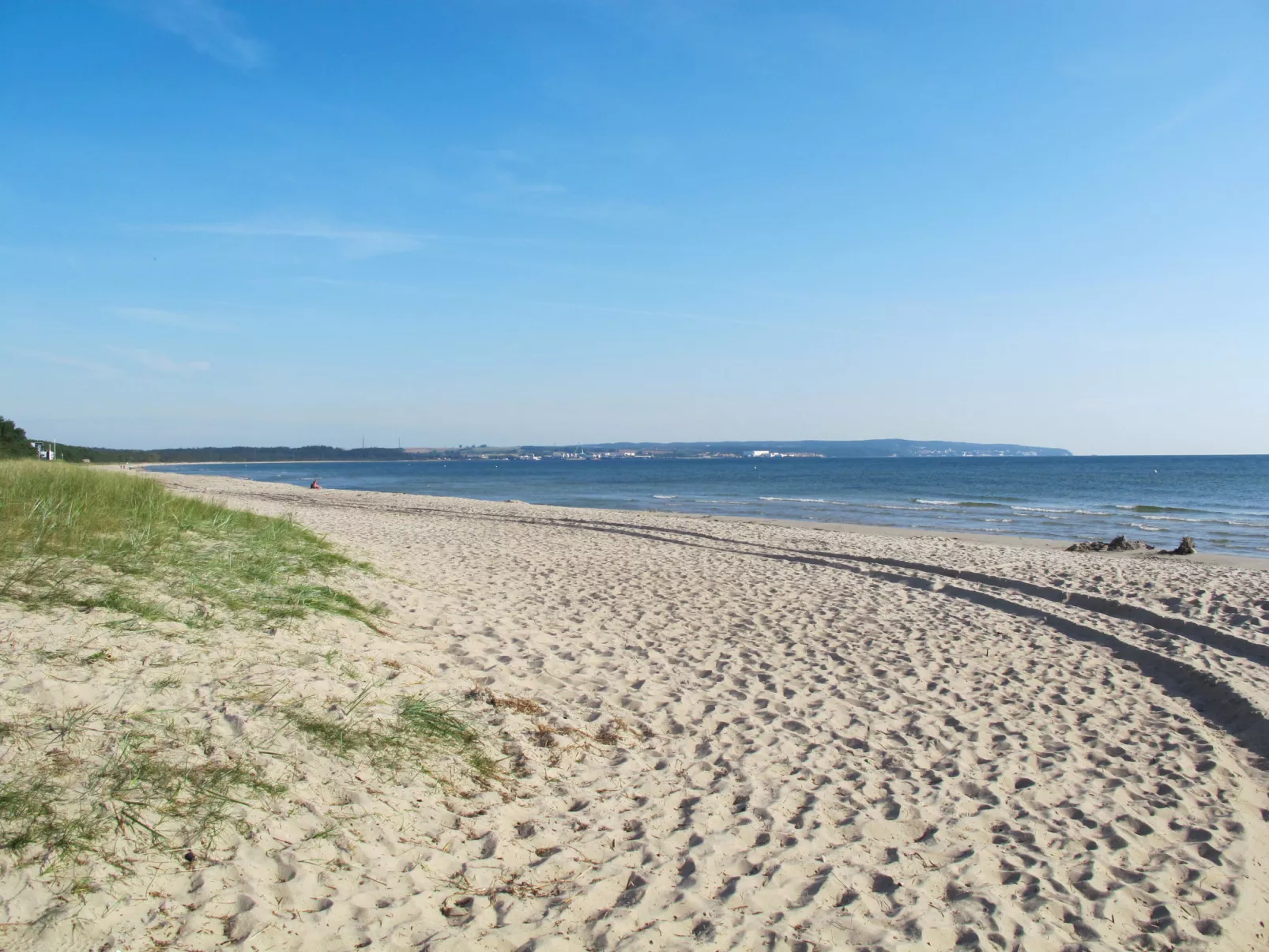 Mariandl am Meer-Buiten