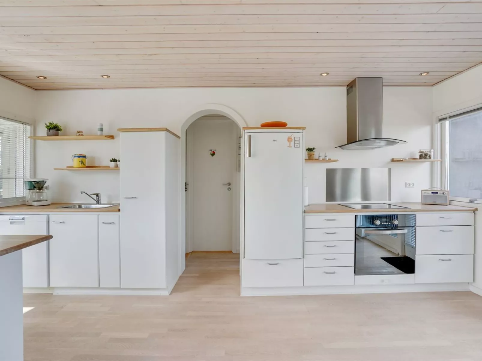 "Joannes" - 200m from the sea-Binnen