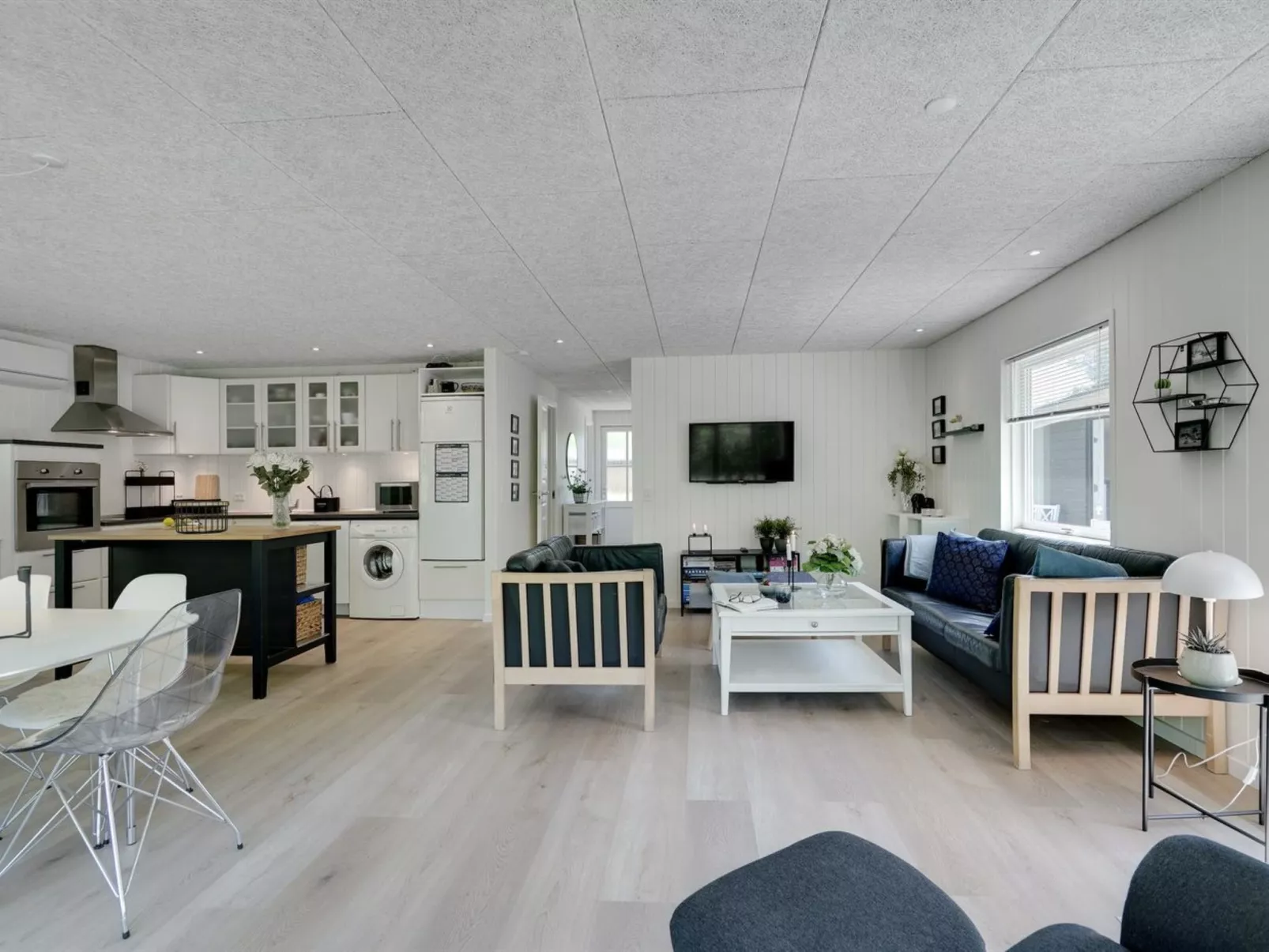 "Maik" - 1.5km from the sea-Binnen