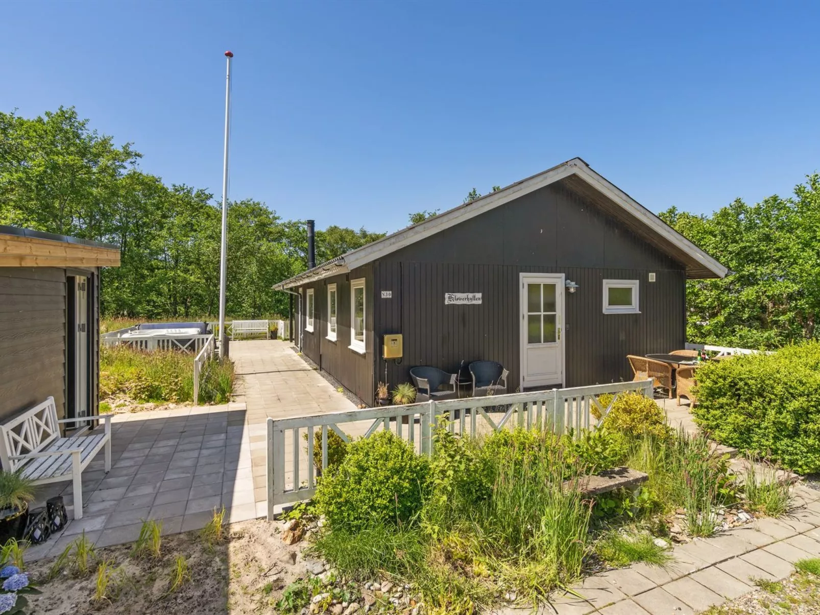 "Maik" - 1.5km from the sea-Buiten