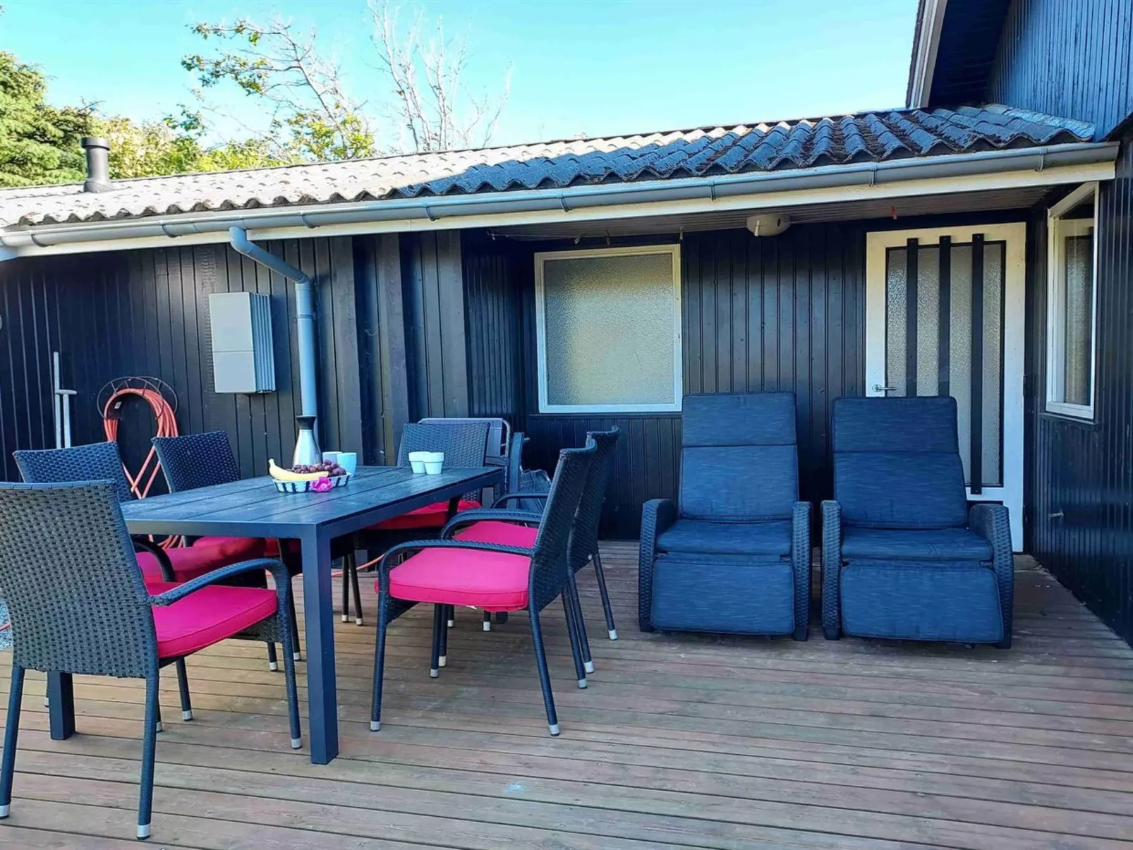 "Avia" - 500m from the sea-Buiten