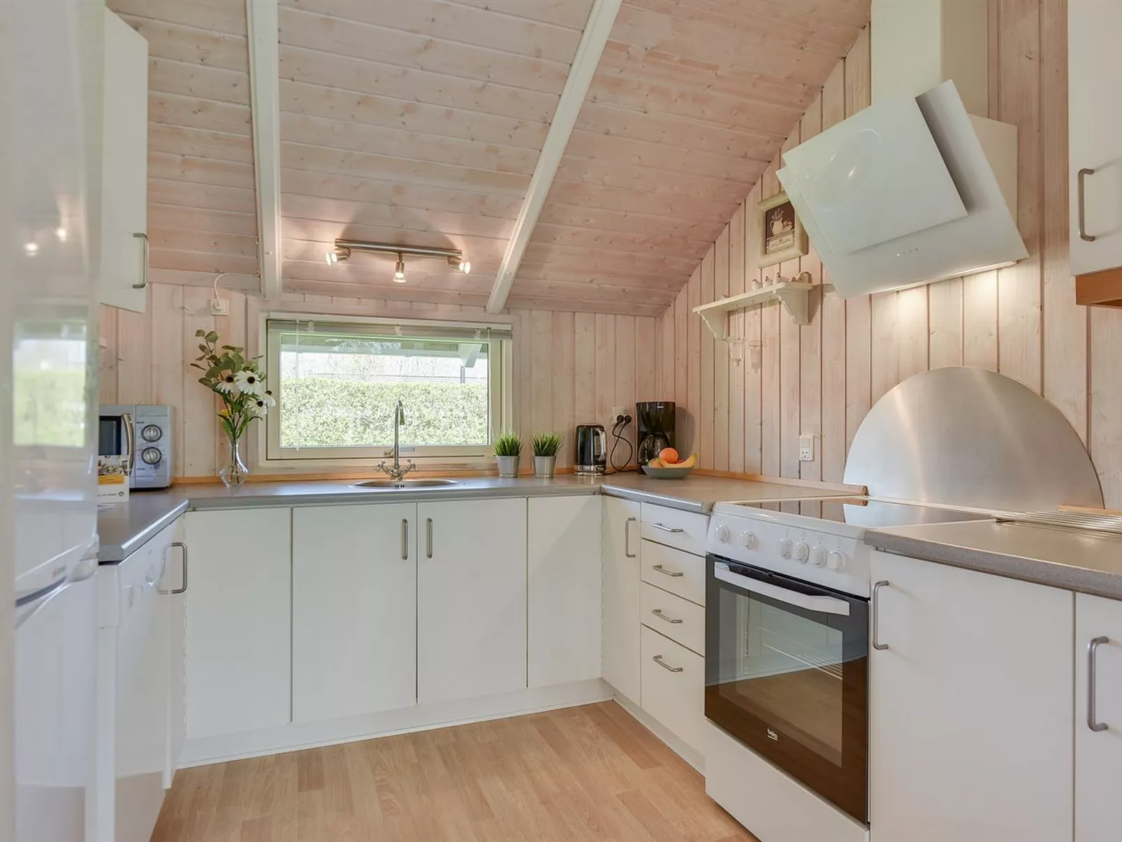 "Fridolin" - 250m from the sea-Binnen