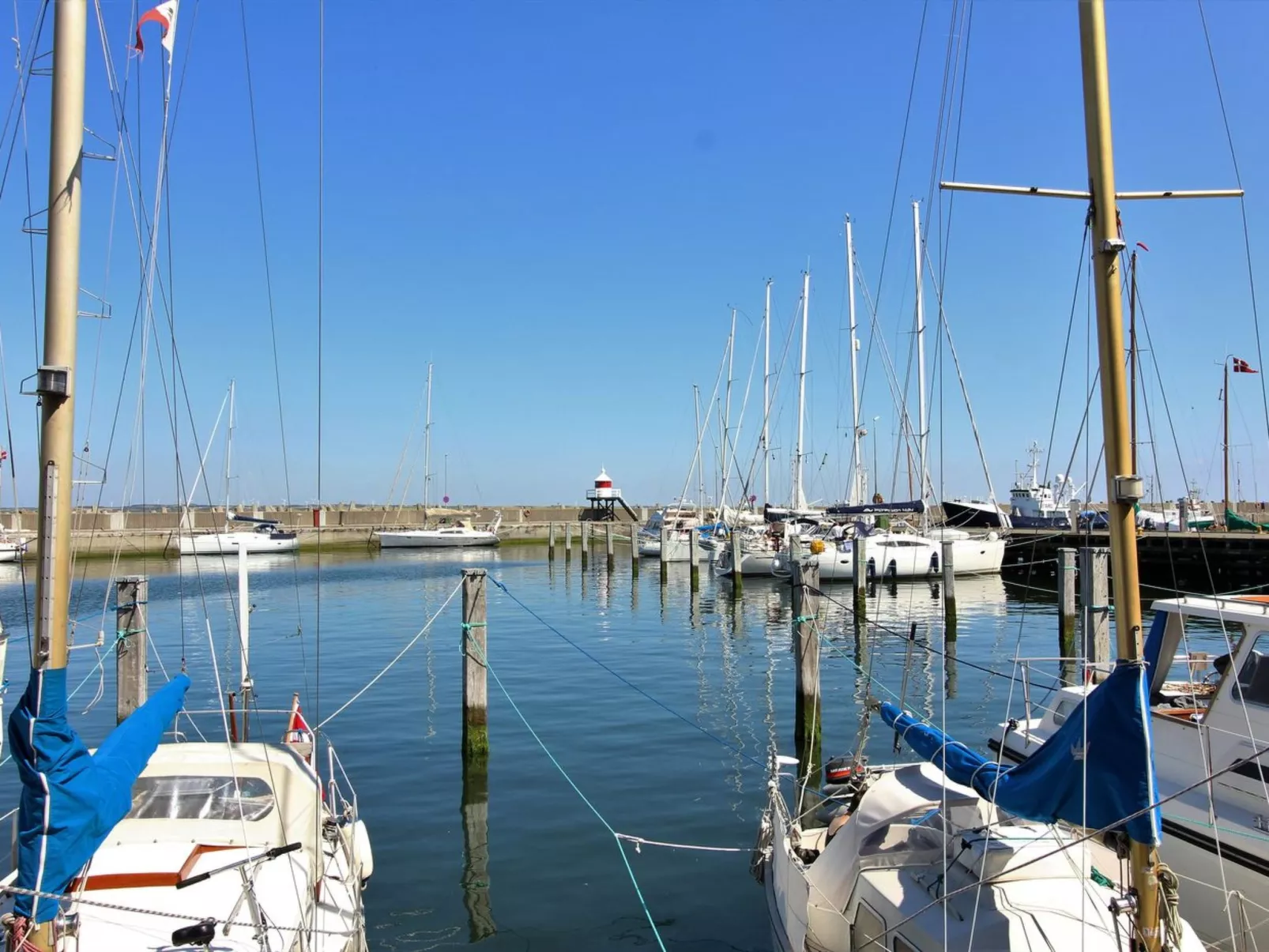 "Antonia" - all inclusive -  from the sea-Buiten