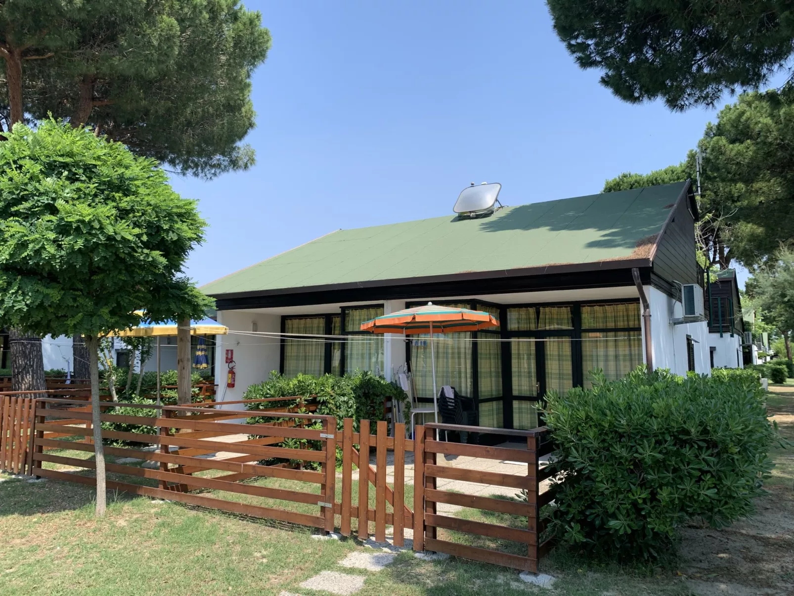 Baby's Bungalow-Buiten