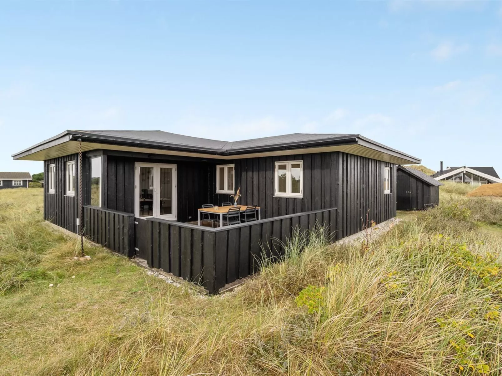 "Iken" - 500m from the sea-Buiten