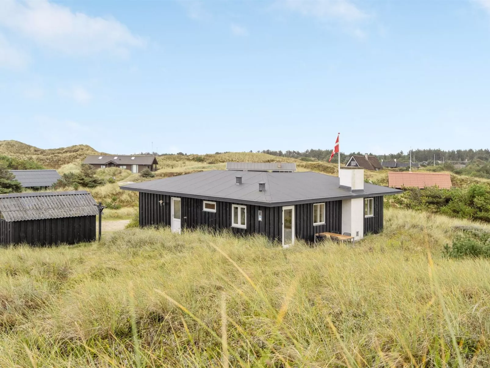 "Iken" - 500m from the sea-Buiten