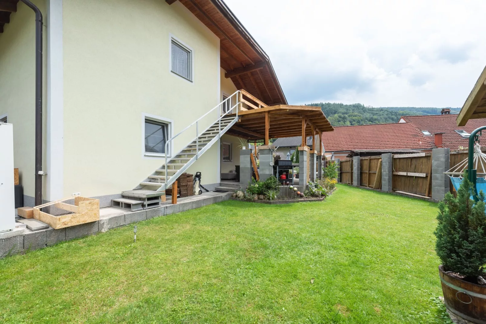 Countryside Home with Swimming Pool II - Tuinen zomer