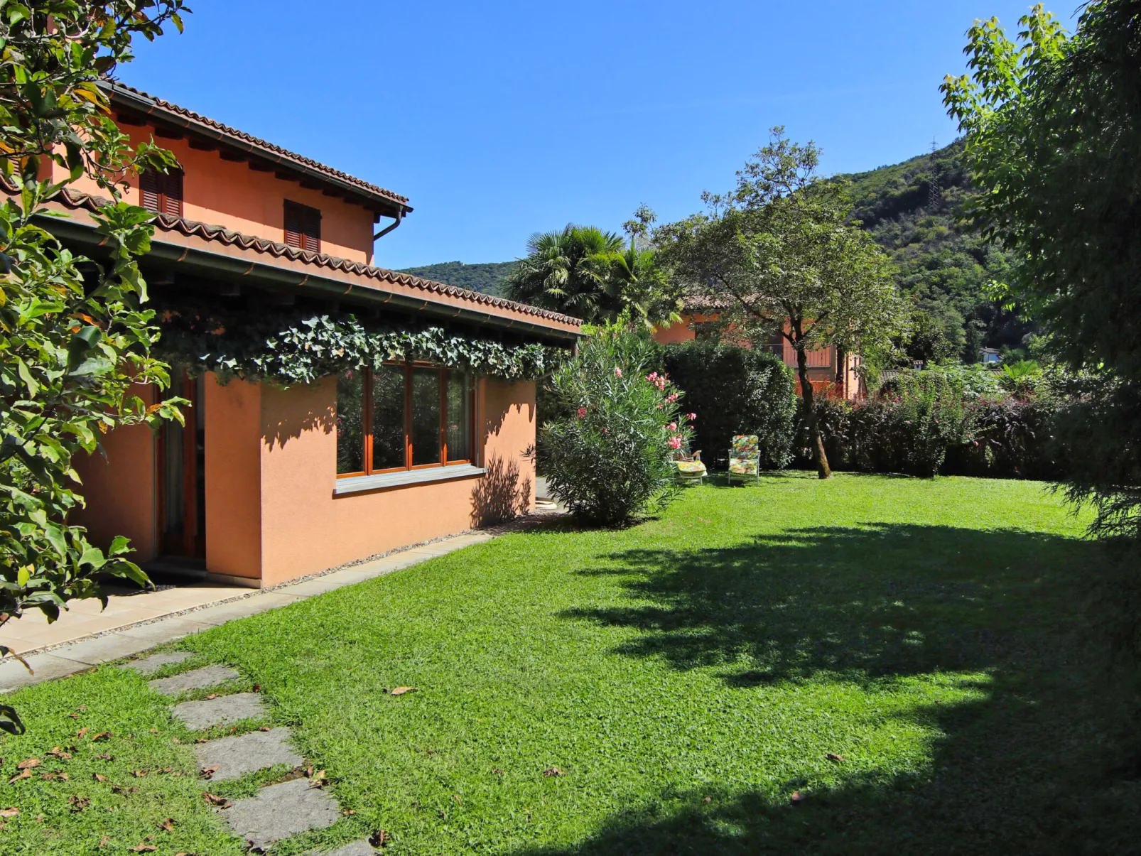 Casa Riva-Buiten