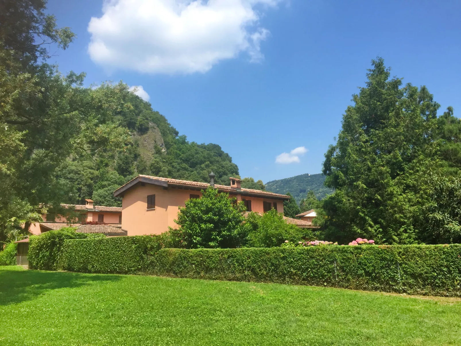 Casa Riva-Buiten