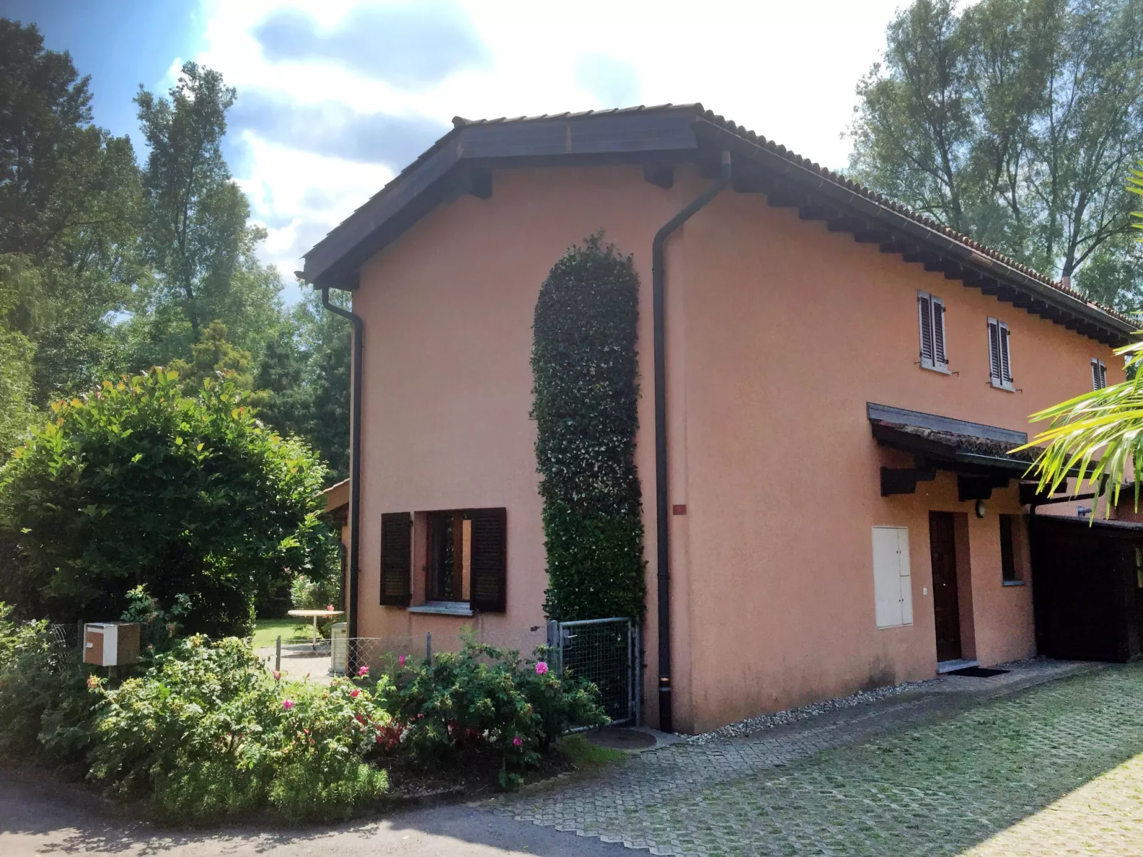 Casa Riva-Buiten