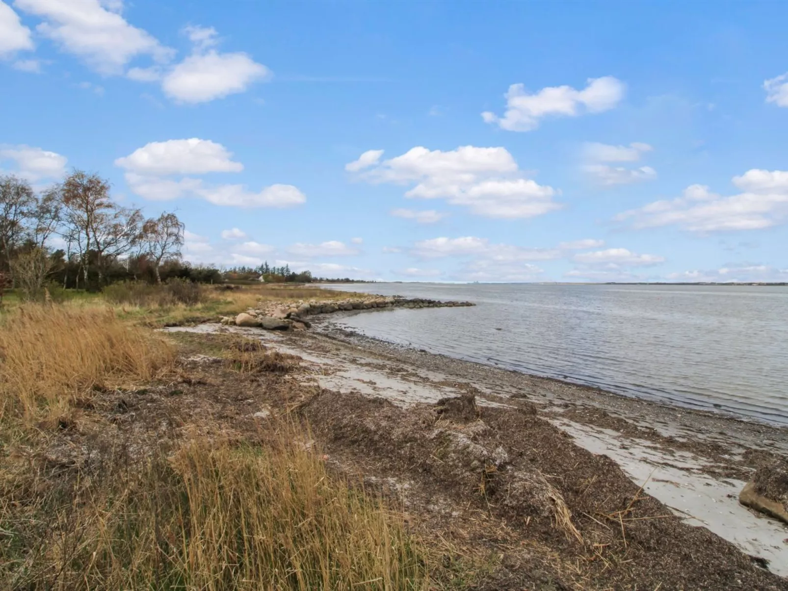 "Bendine" - 100m to the inlet-Buiten