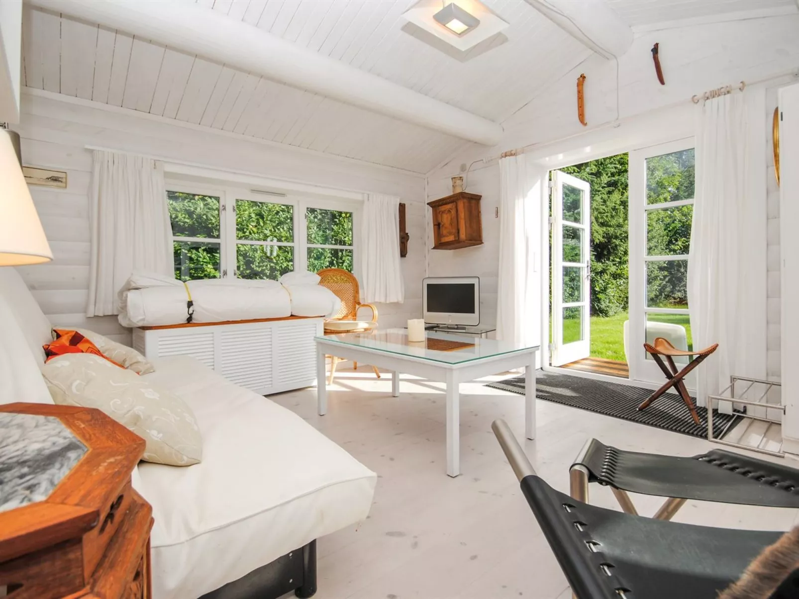 "Elik" - 6km from the sea-Binnen