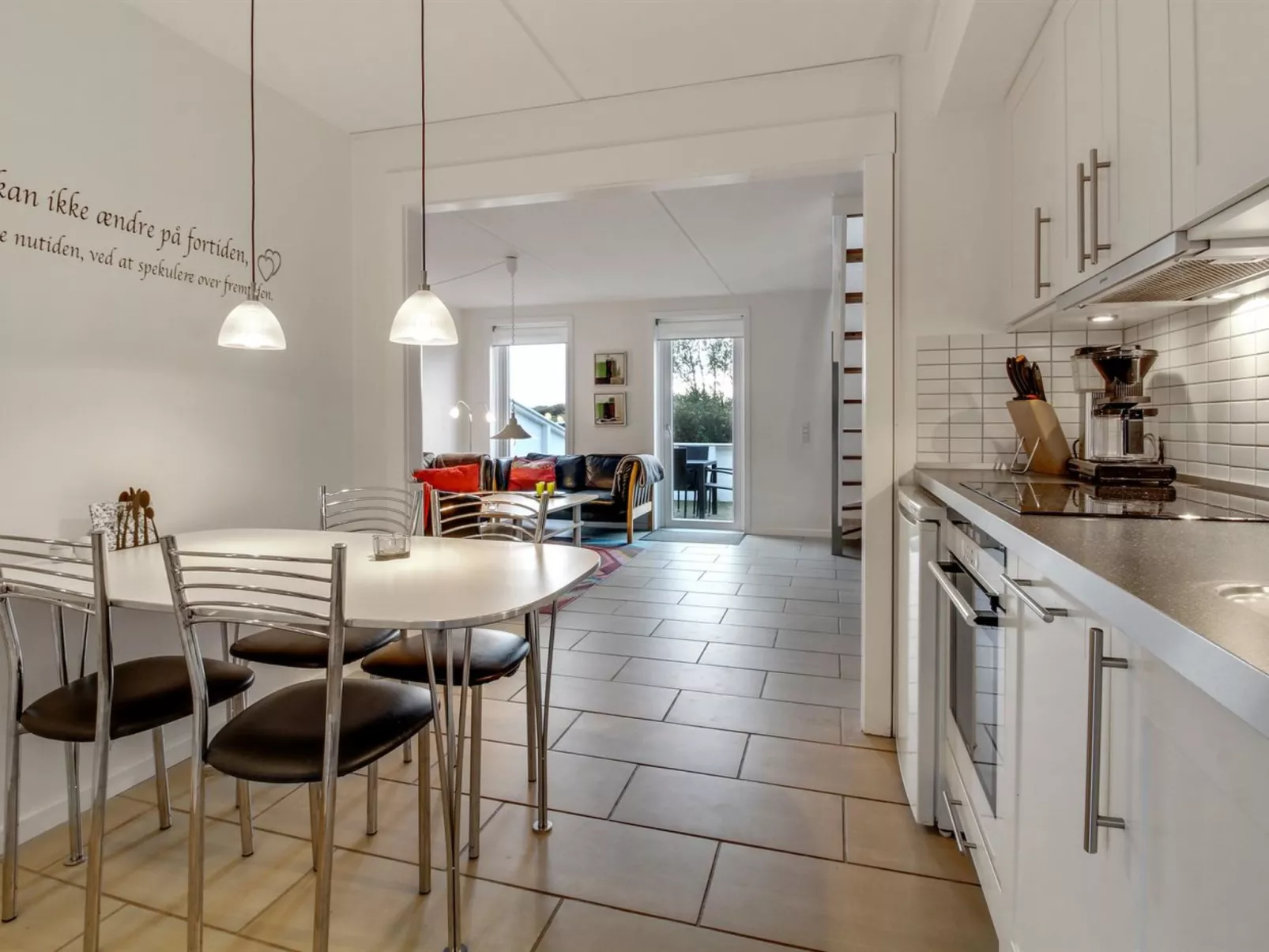"Faidra" - 2.5km from the sea-Binnen