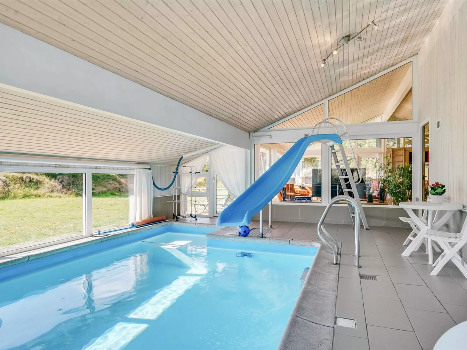 "Helene" - 1.5km from the sea-Buiten