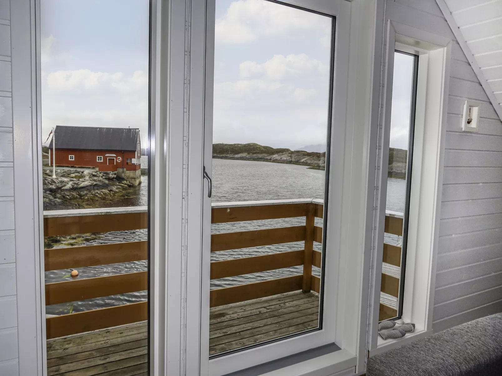 Sjøbua-Buiten