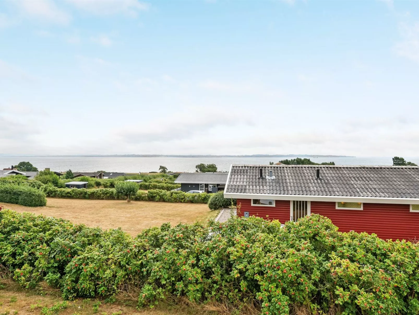 "Miriam" - 300m from the sea-Buiten