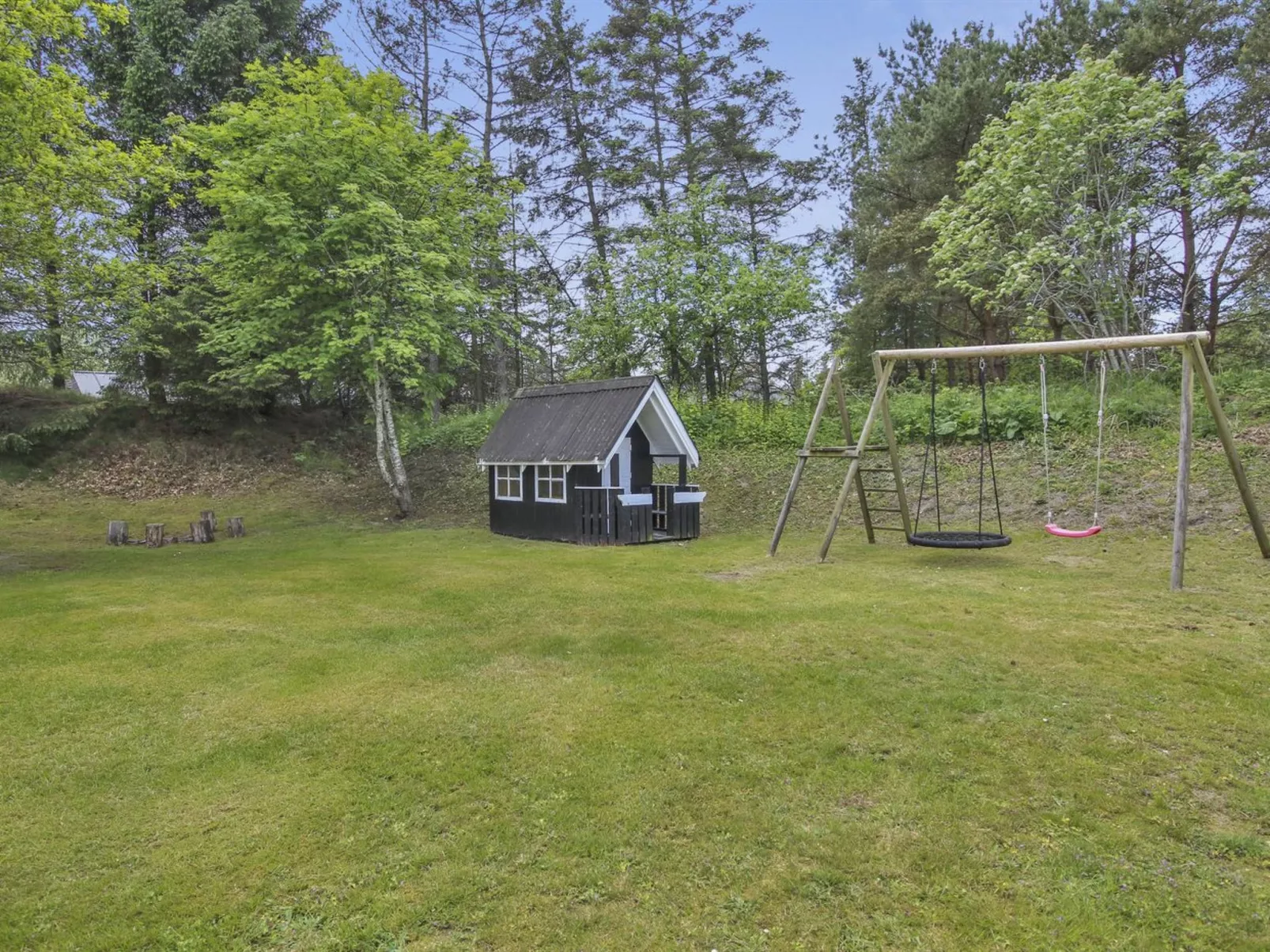 "Vojdan" - 2km from the sea-Buiten
