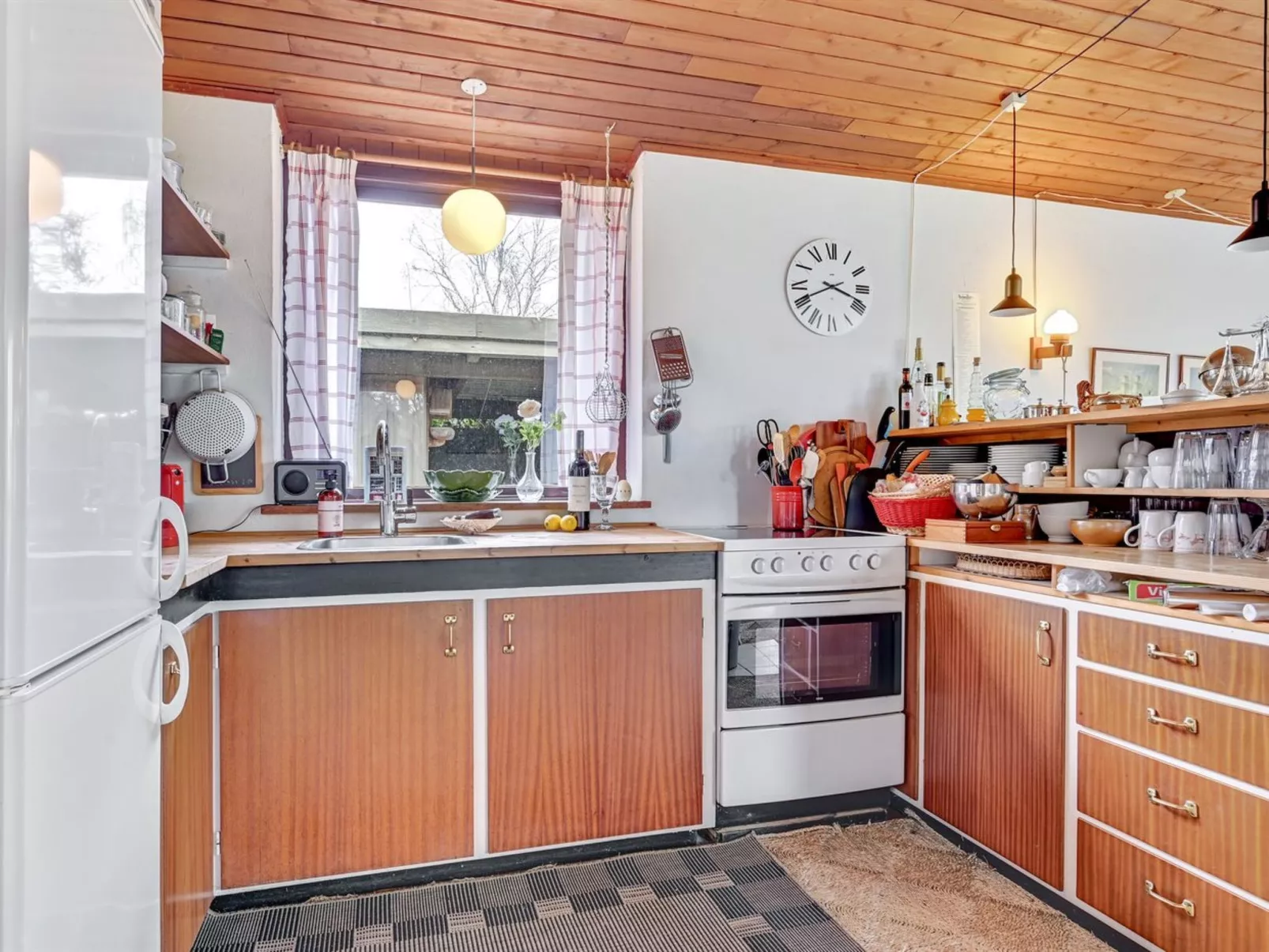 "Lavrens" - 200m from the sea in Djursland and Mols-Binnen