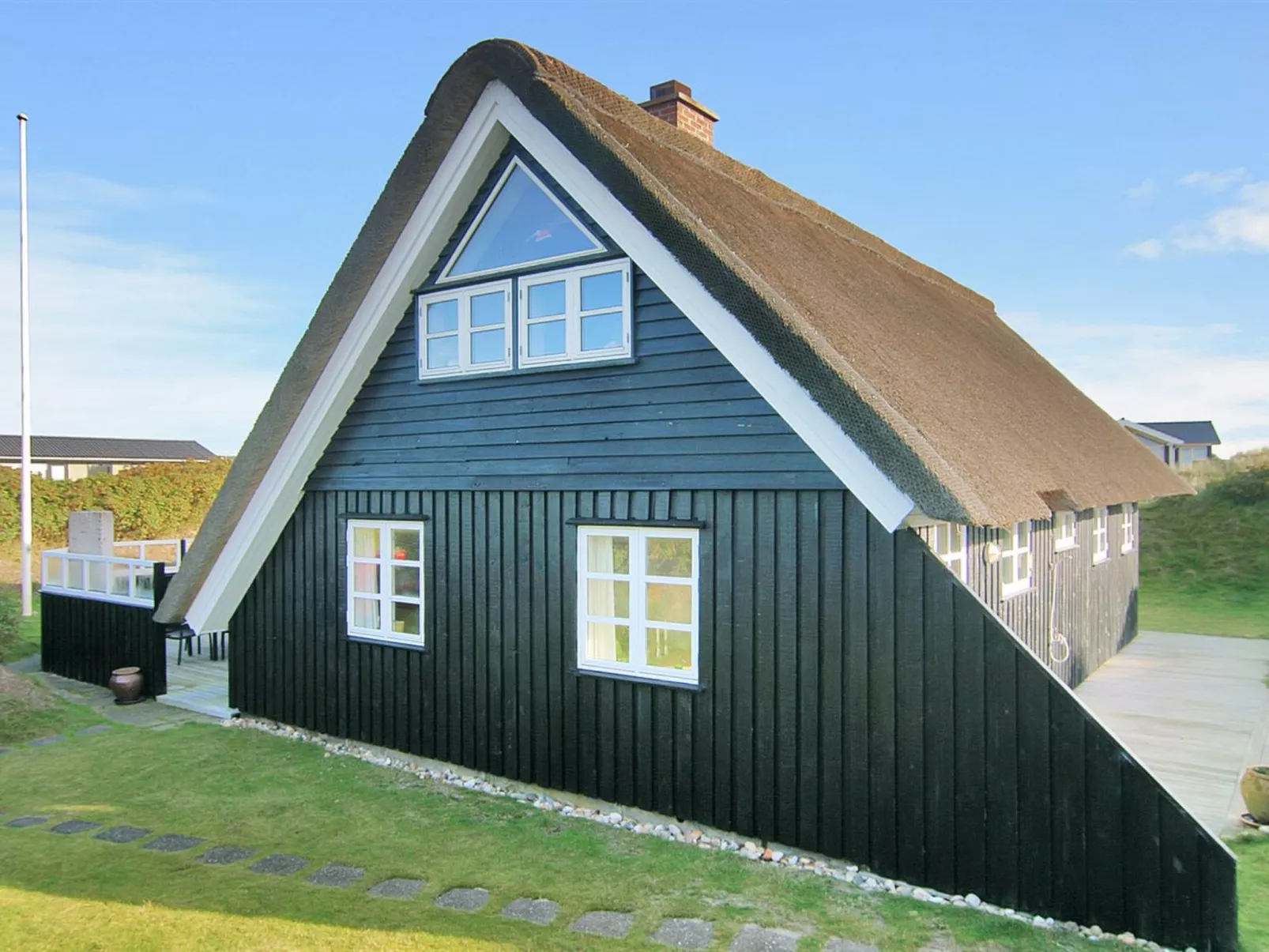 "Christensen" - 100m from the sea-Buiten