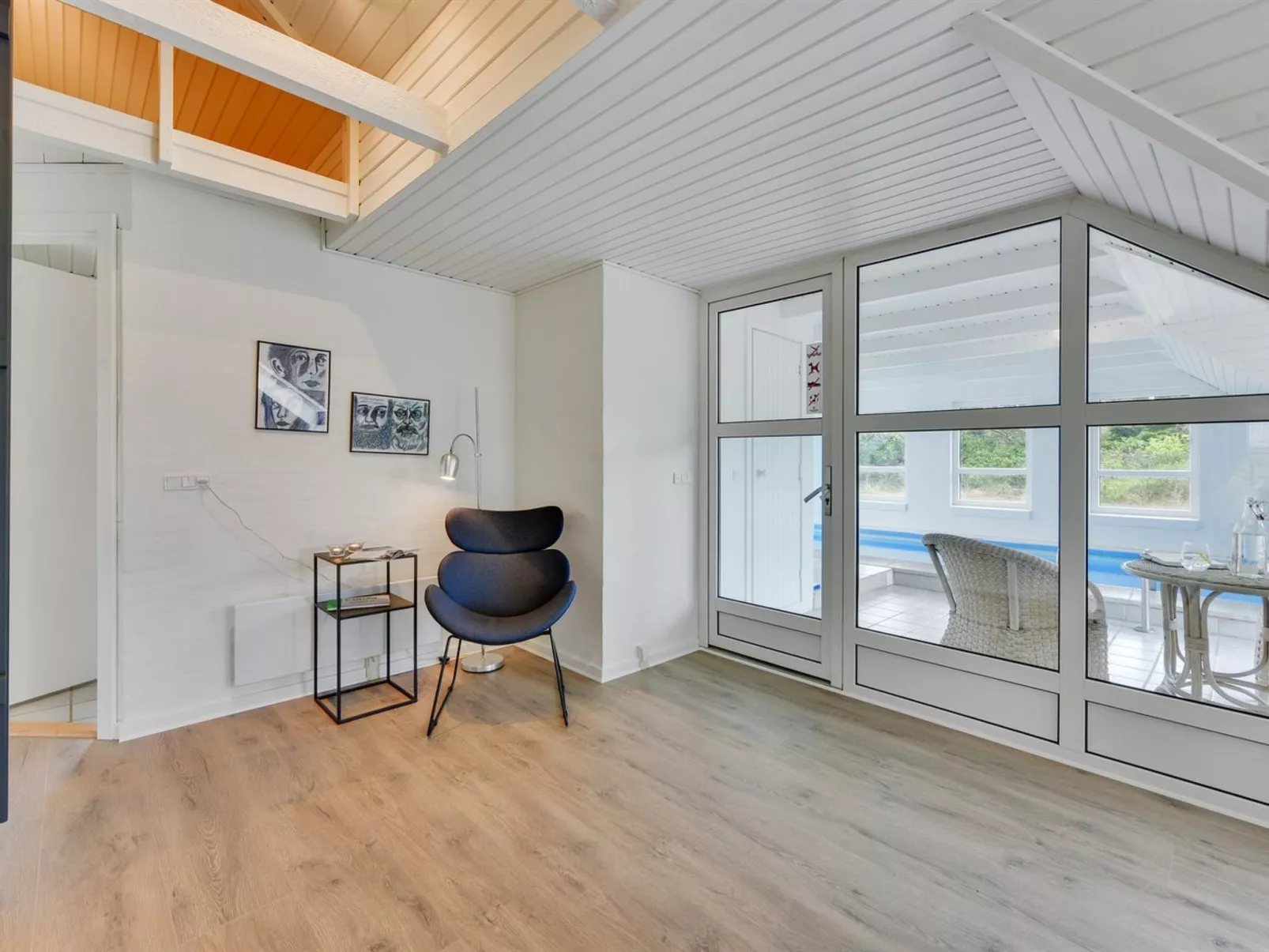 "Ruse" - 500m from the sea-Binnen