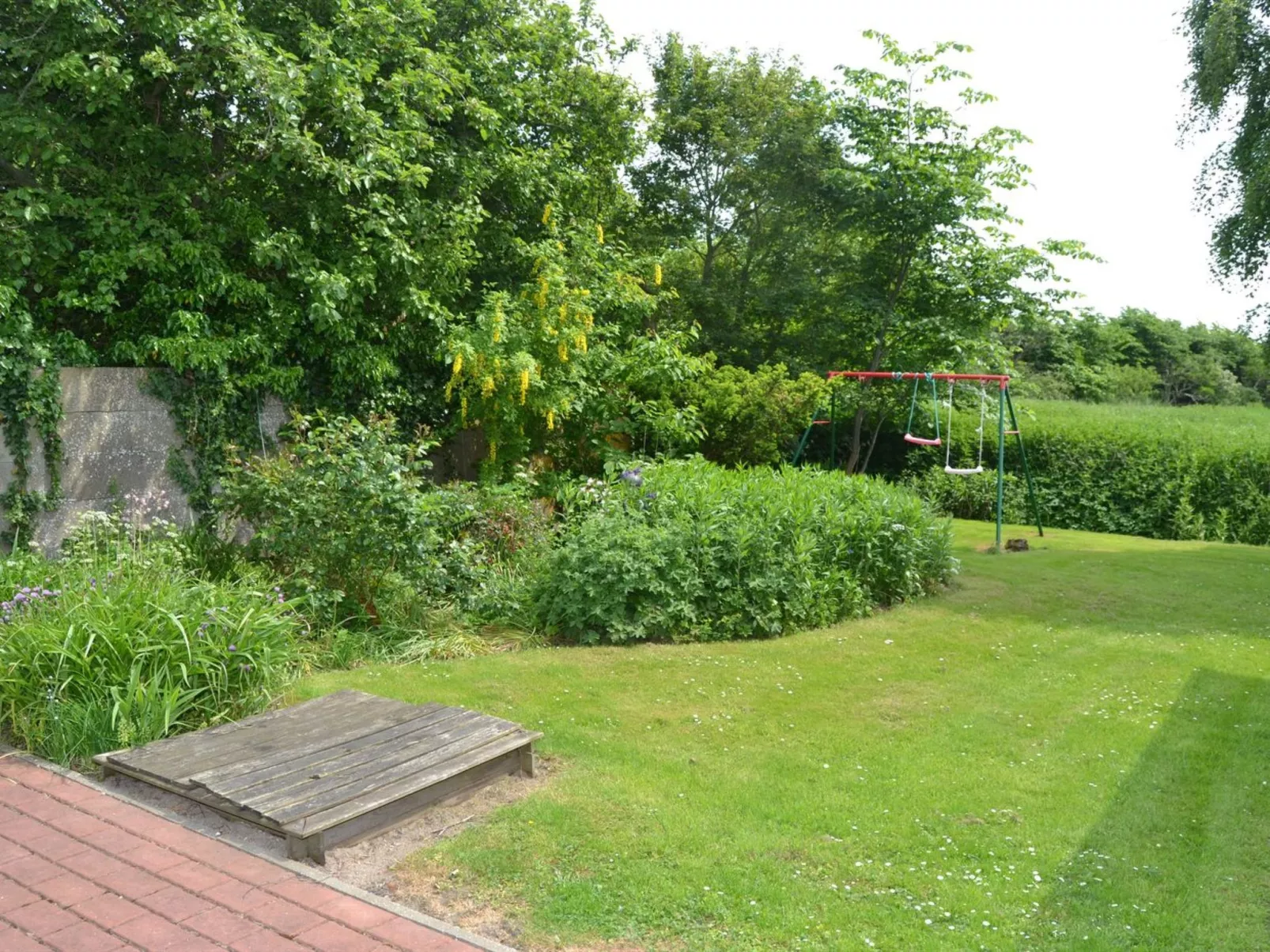 "Veli" - 1.7km from the sea-Buiten