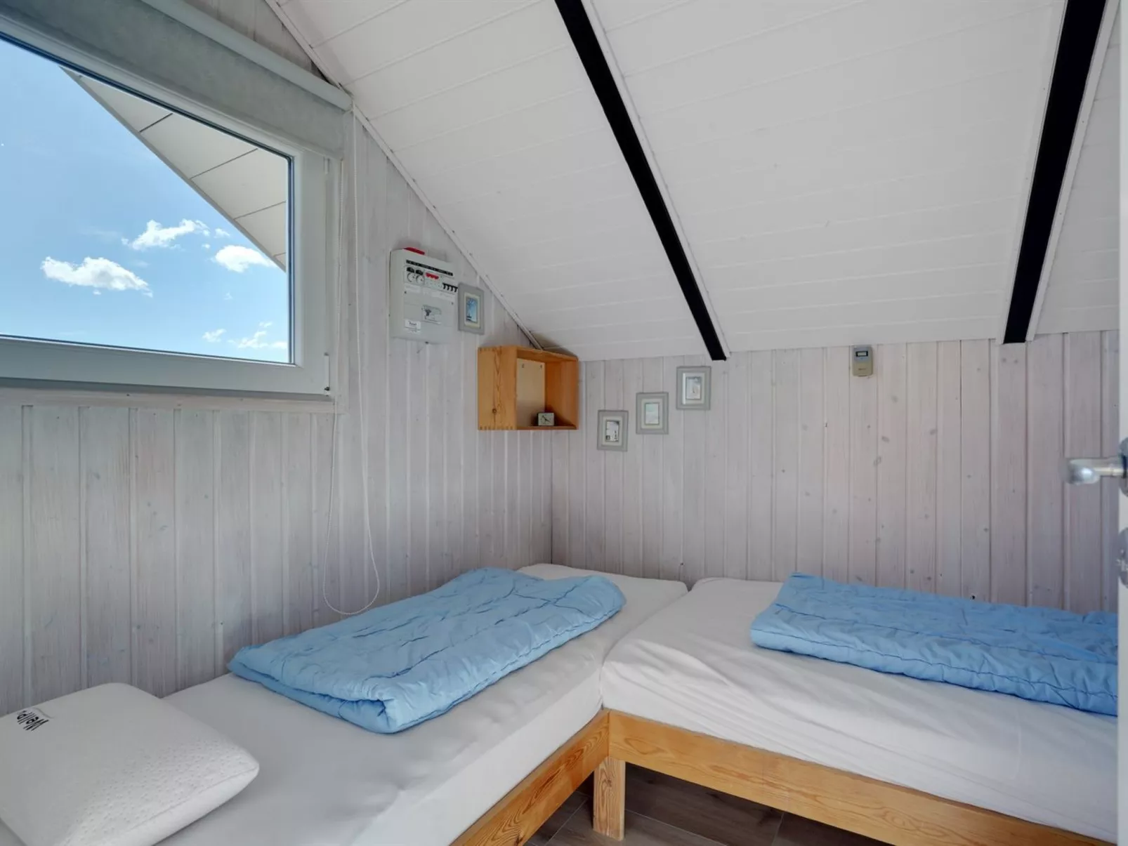 "Arla" - 200m from the sea-Binnen