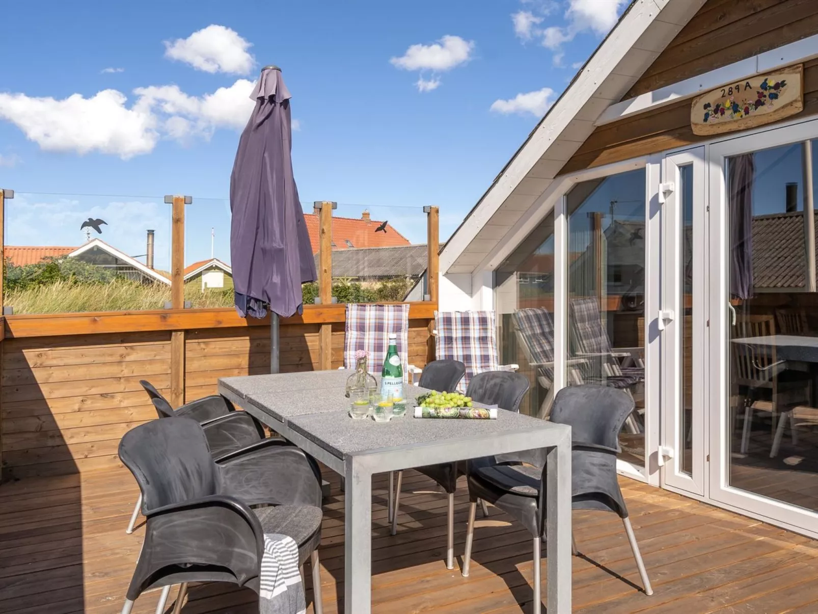 "Arla" - 200m from the sea-Binnen