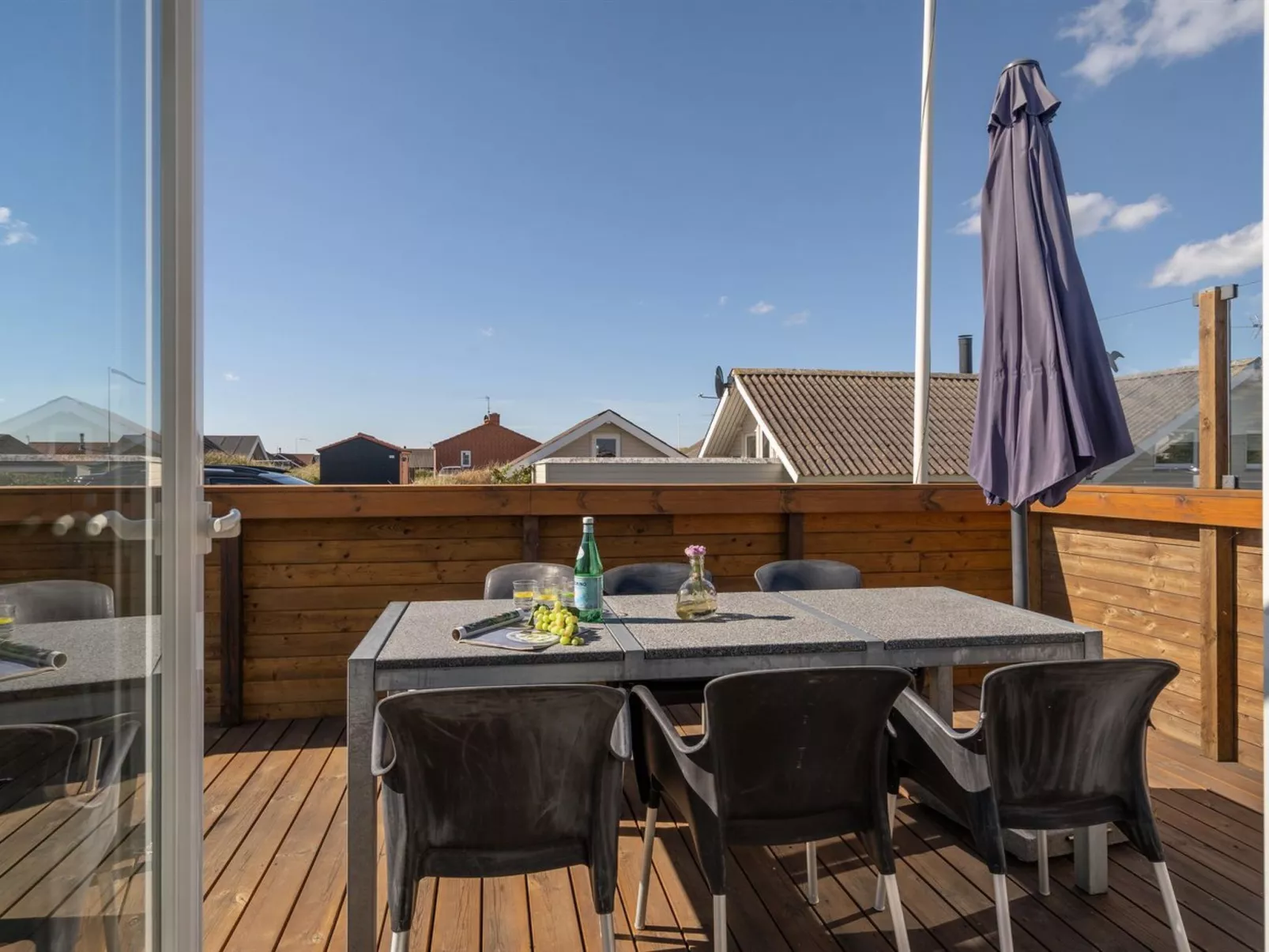 "Arla" - 200m from the sea-Binnen