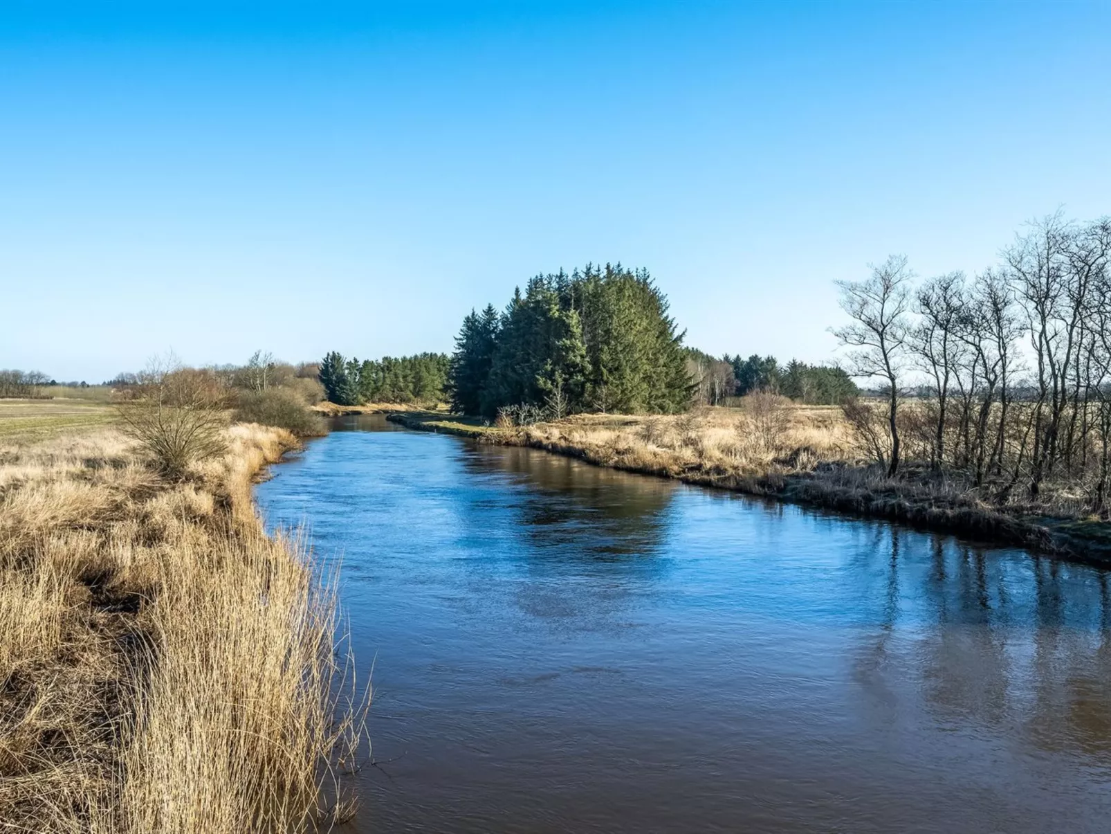 "Evina" - 17km to the inlet-Binnen