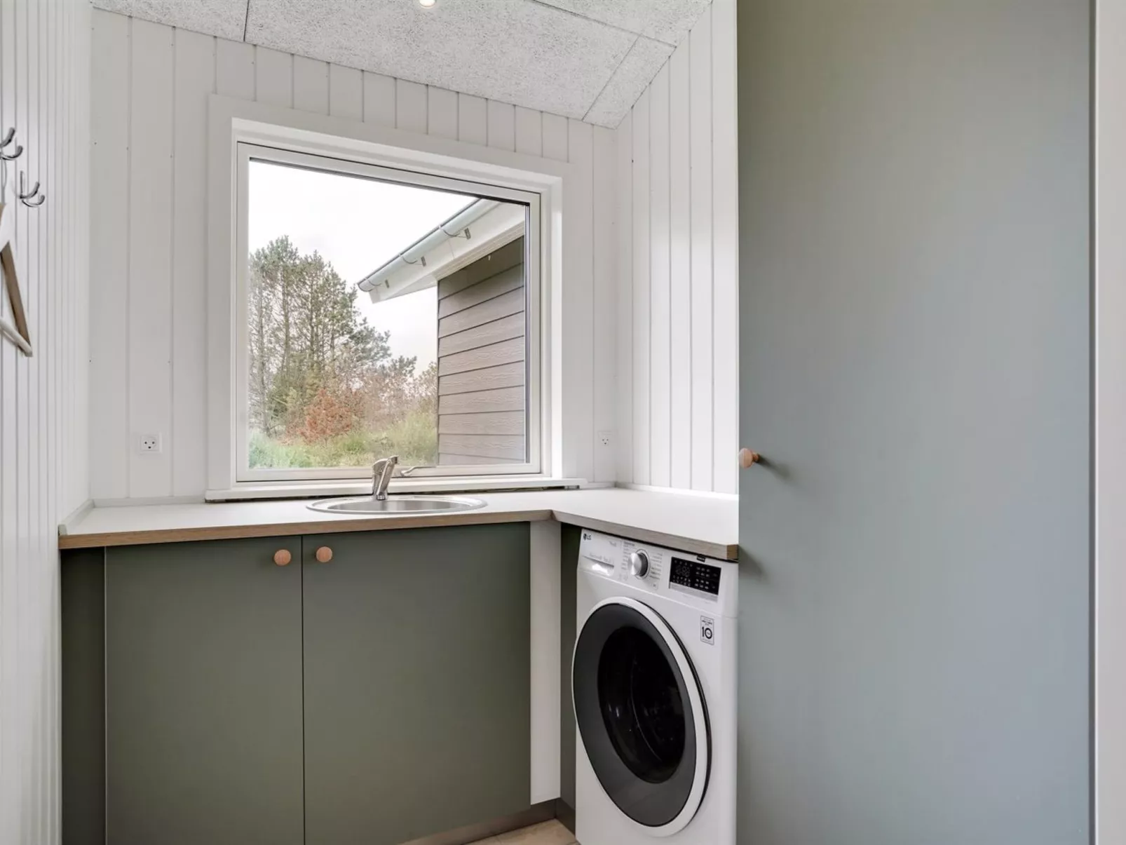 "Raakel" - 950m from the sea-Binnen