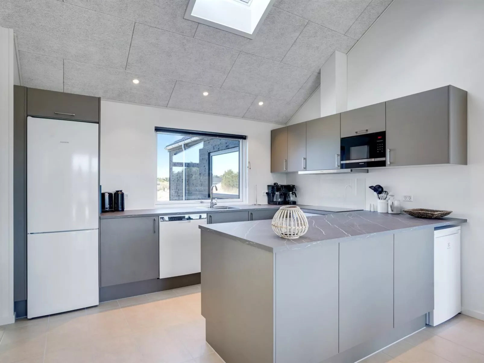 "Uthwagin" - 850m from the sea-Binnen