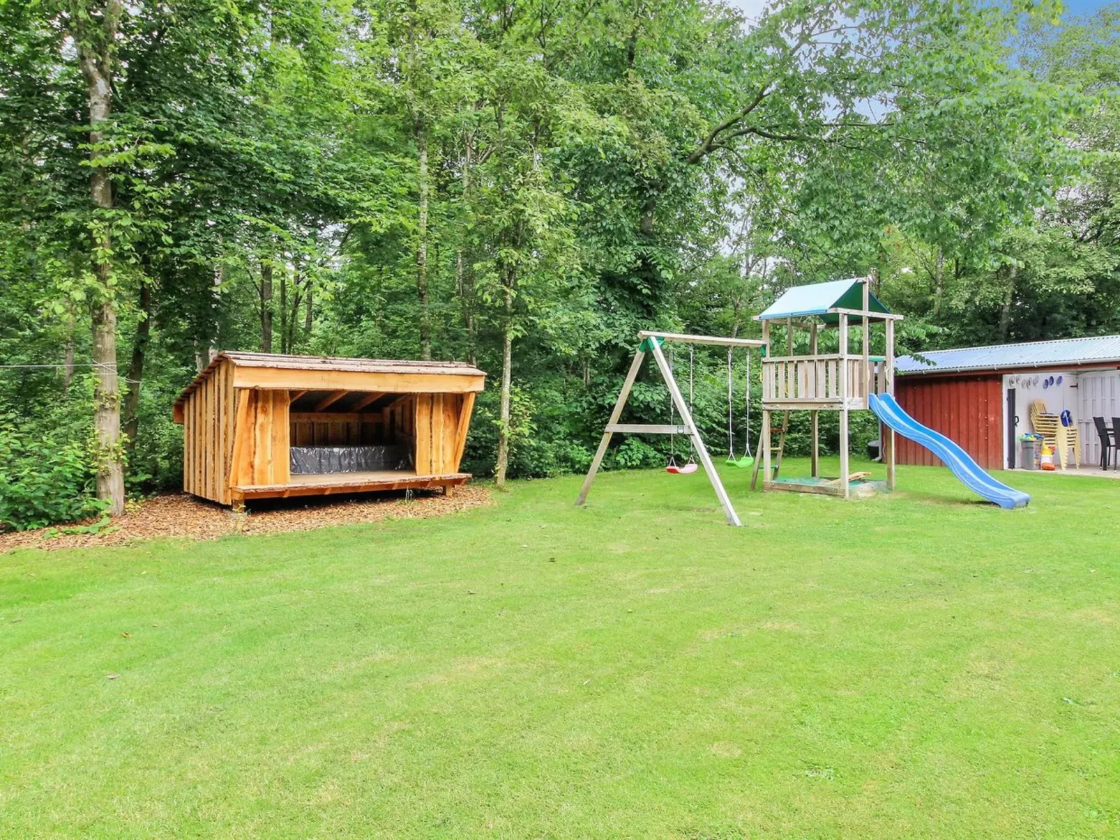 "Carlene" - 25km from the sea-Buiten