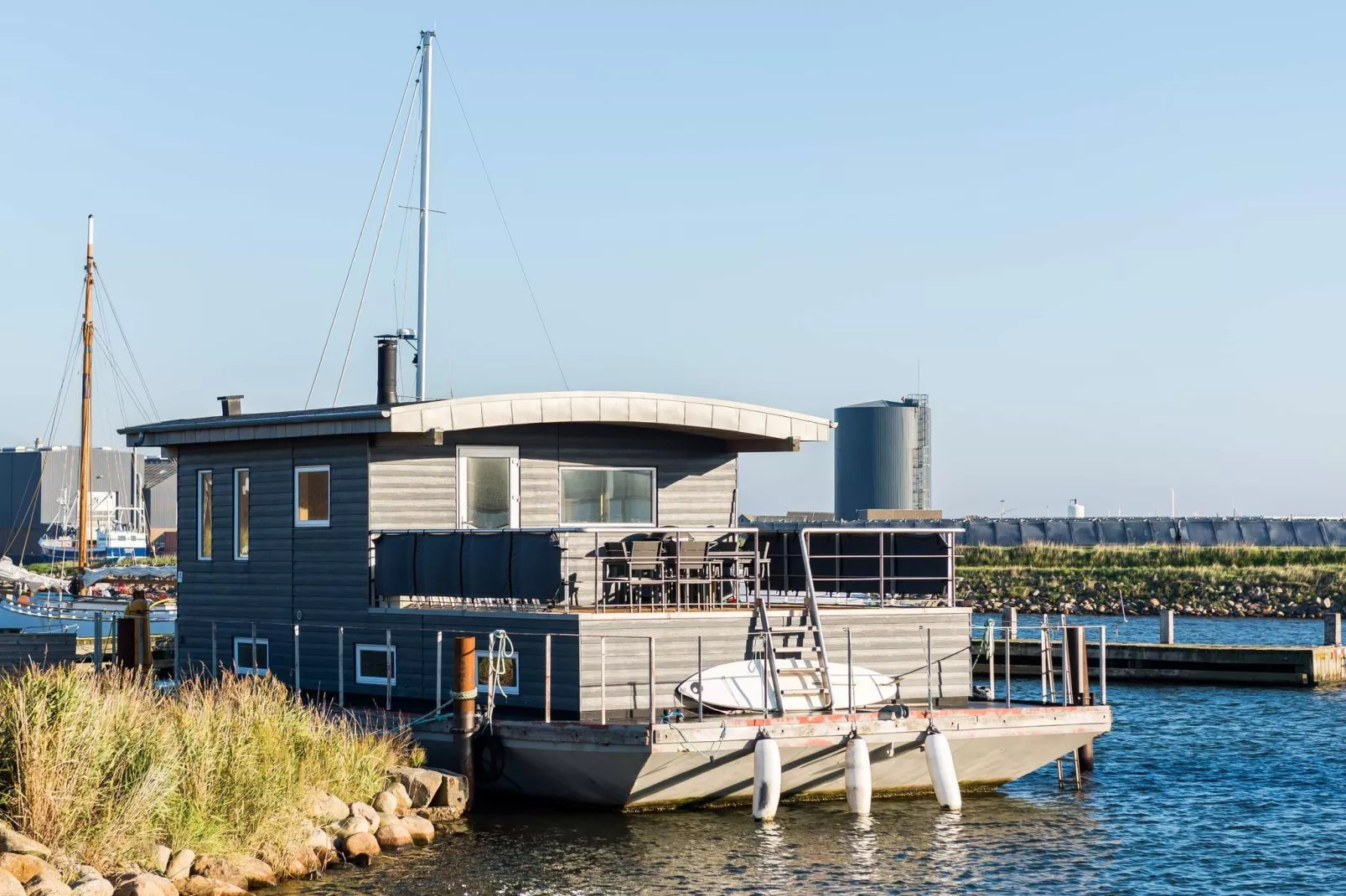 4 persoons vakantie huis op een vakantie park in Hvide Sande