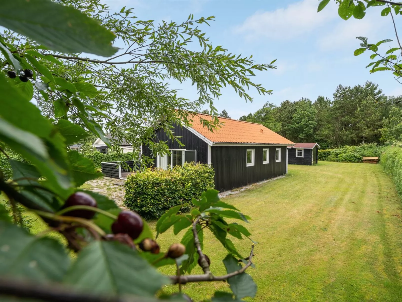 "Zaara" - 450m to the inlet-Buiten