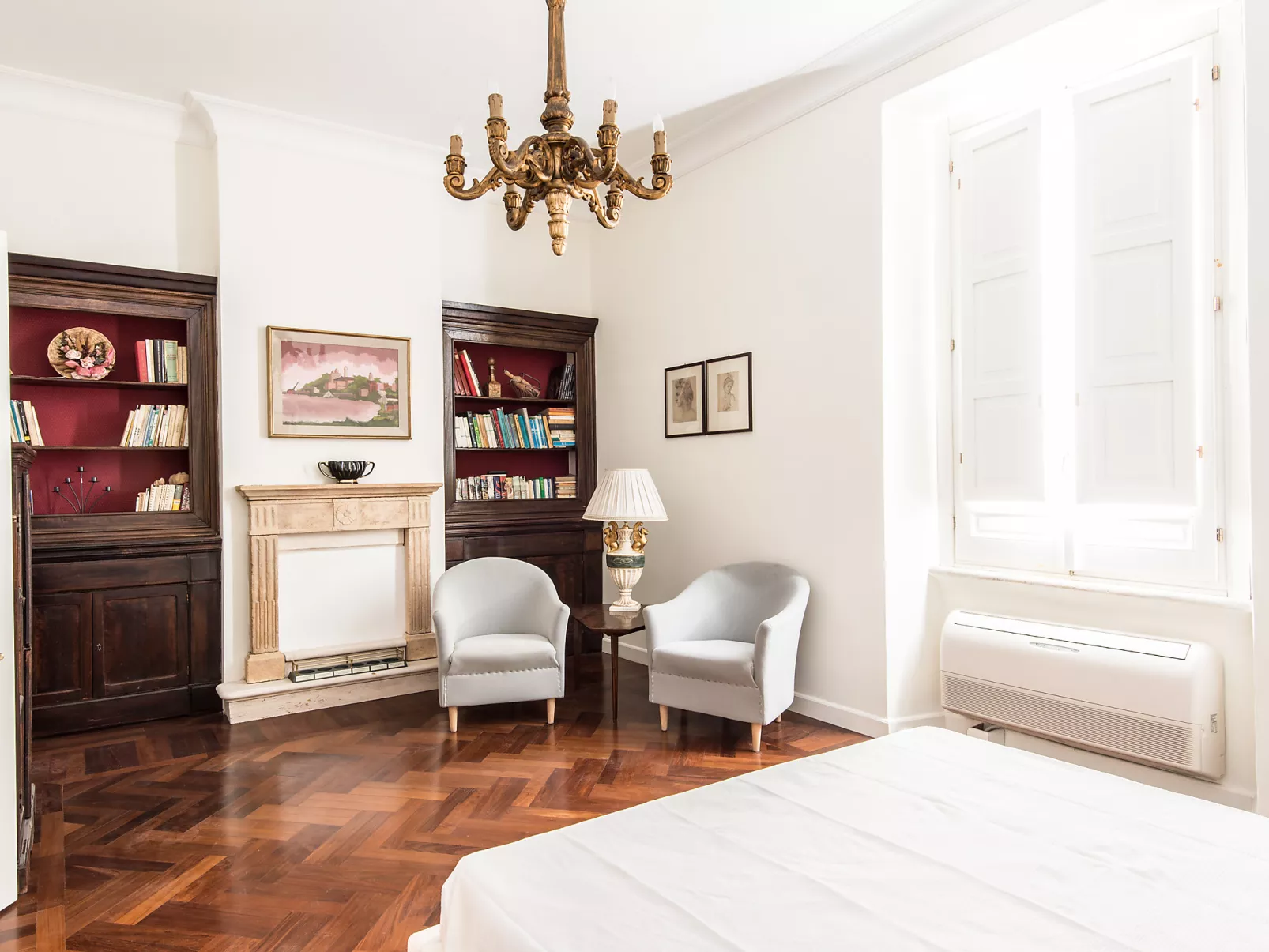 Vatican Luxury Apt-Binnen