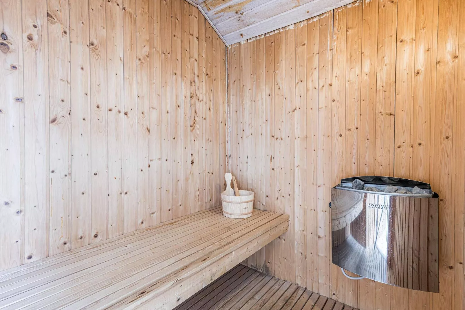 8 persoons vakantie huis op een vakantie park in Hvide Sande-Sauna