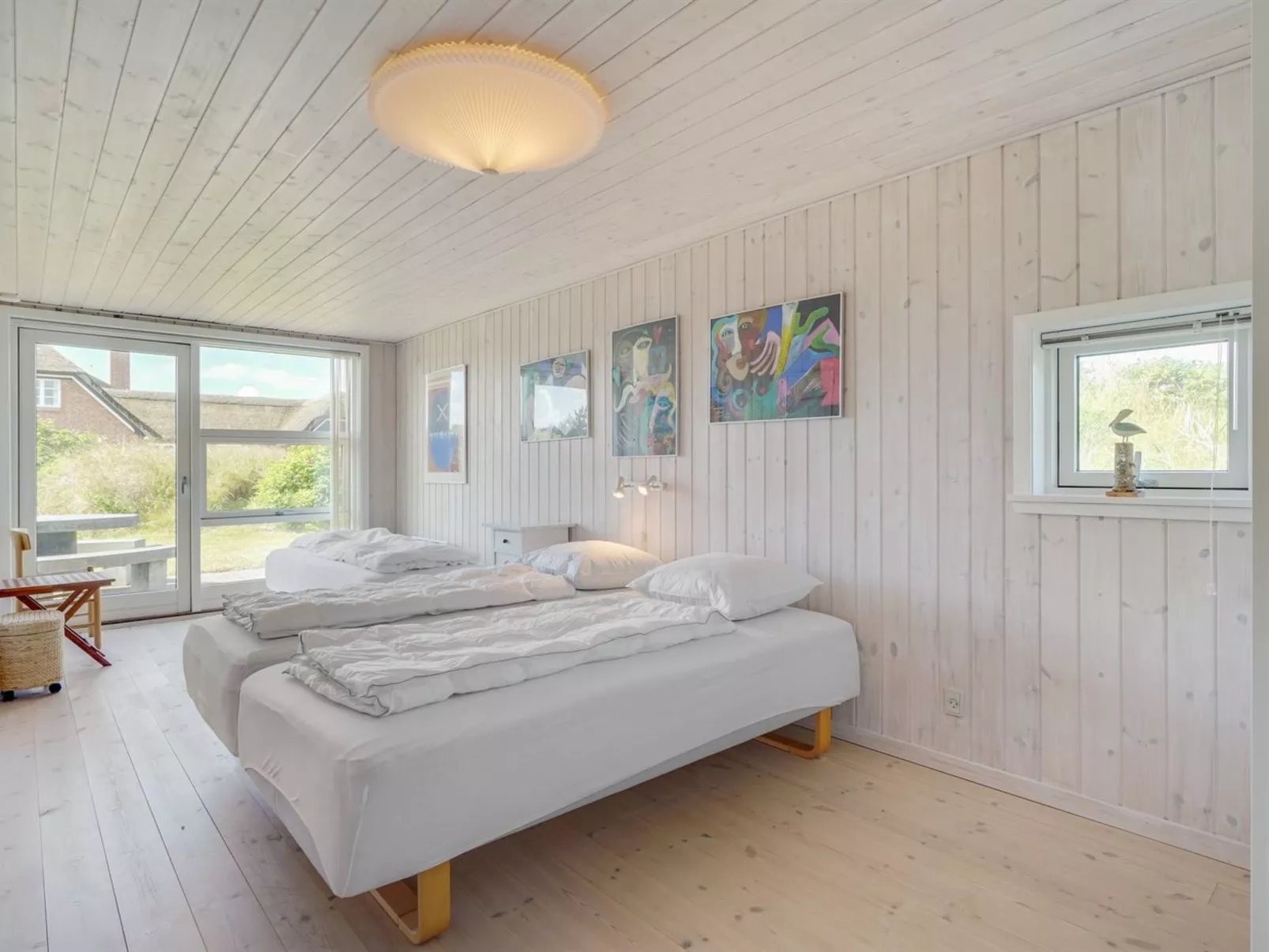 "Svende" - 100m from the sea-Binnen