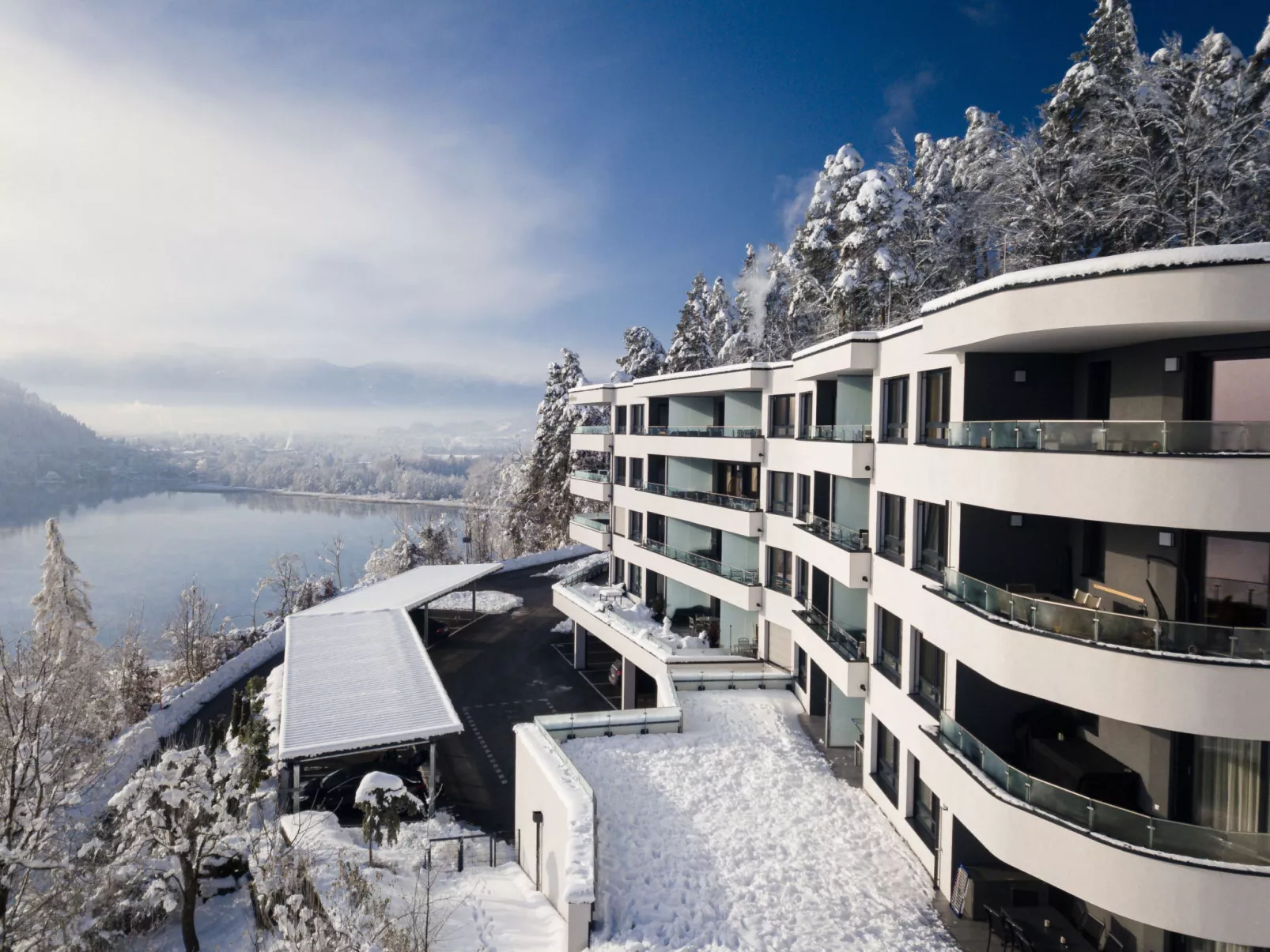 Appartement Ossiacherseeblick mit Sauna-Buiten