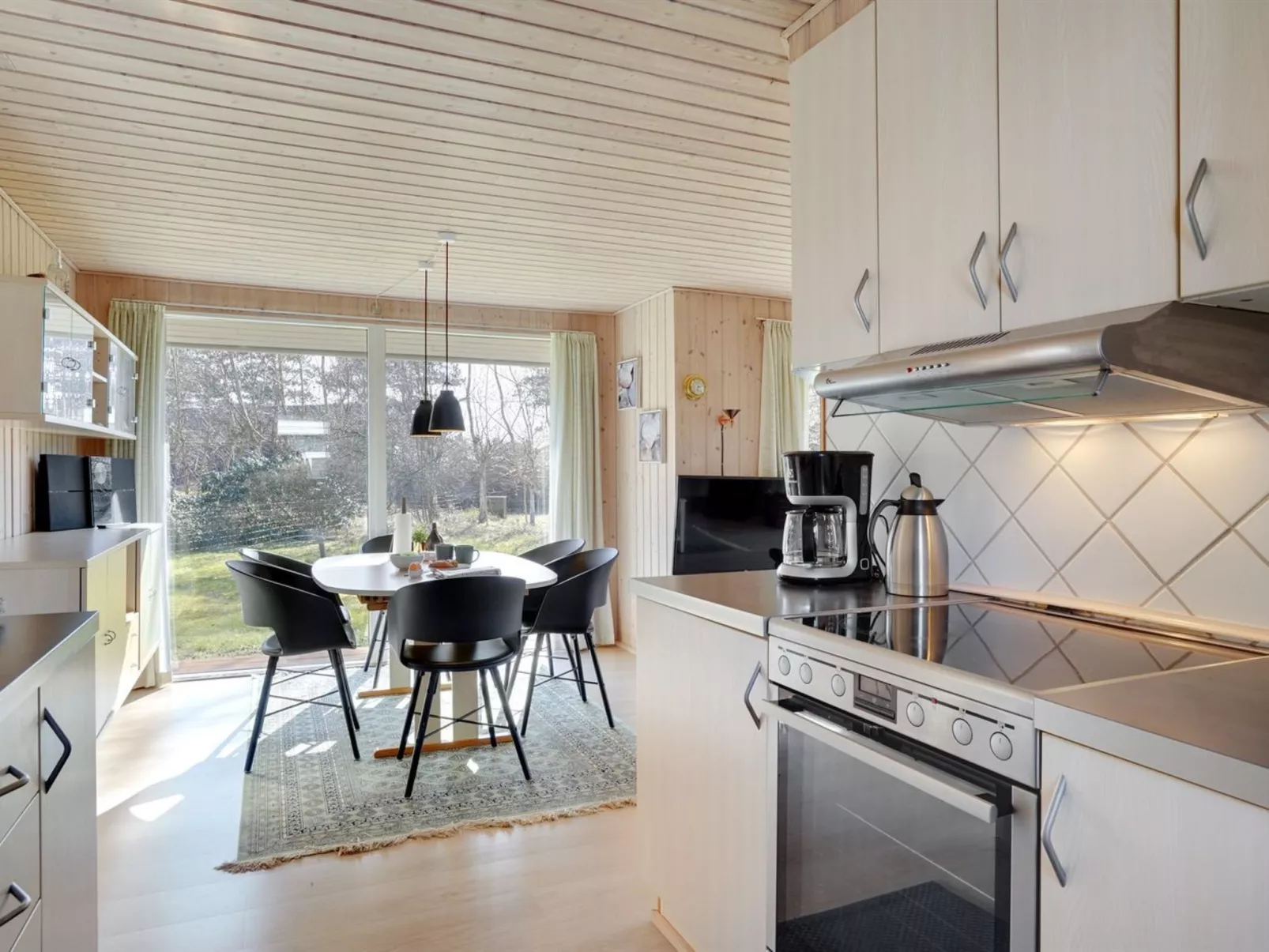 "Gardis" - 100m from the sea-Binnen
