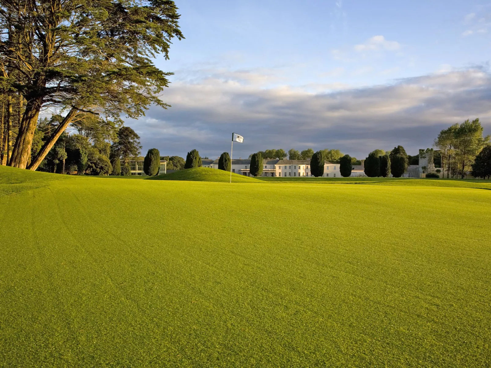 Castlemartyr Holiday Lodge-Buiten