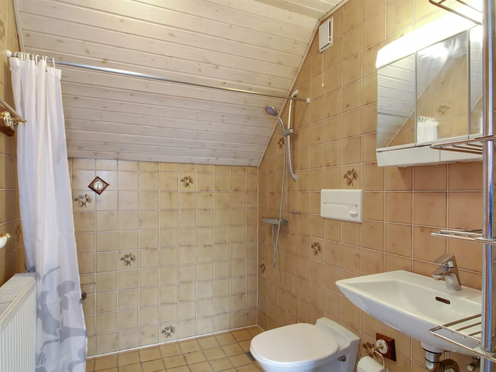 "Tuve" - 2.5km from the sea-Binnen
