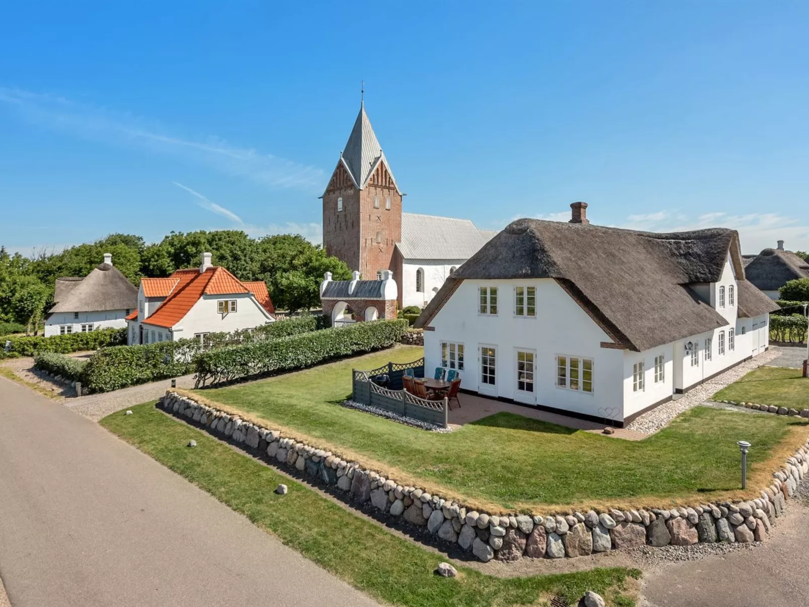"Ejna"-Buiten